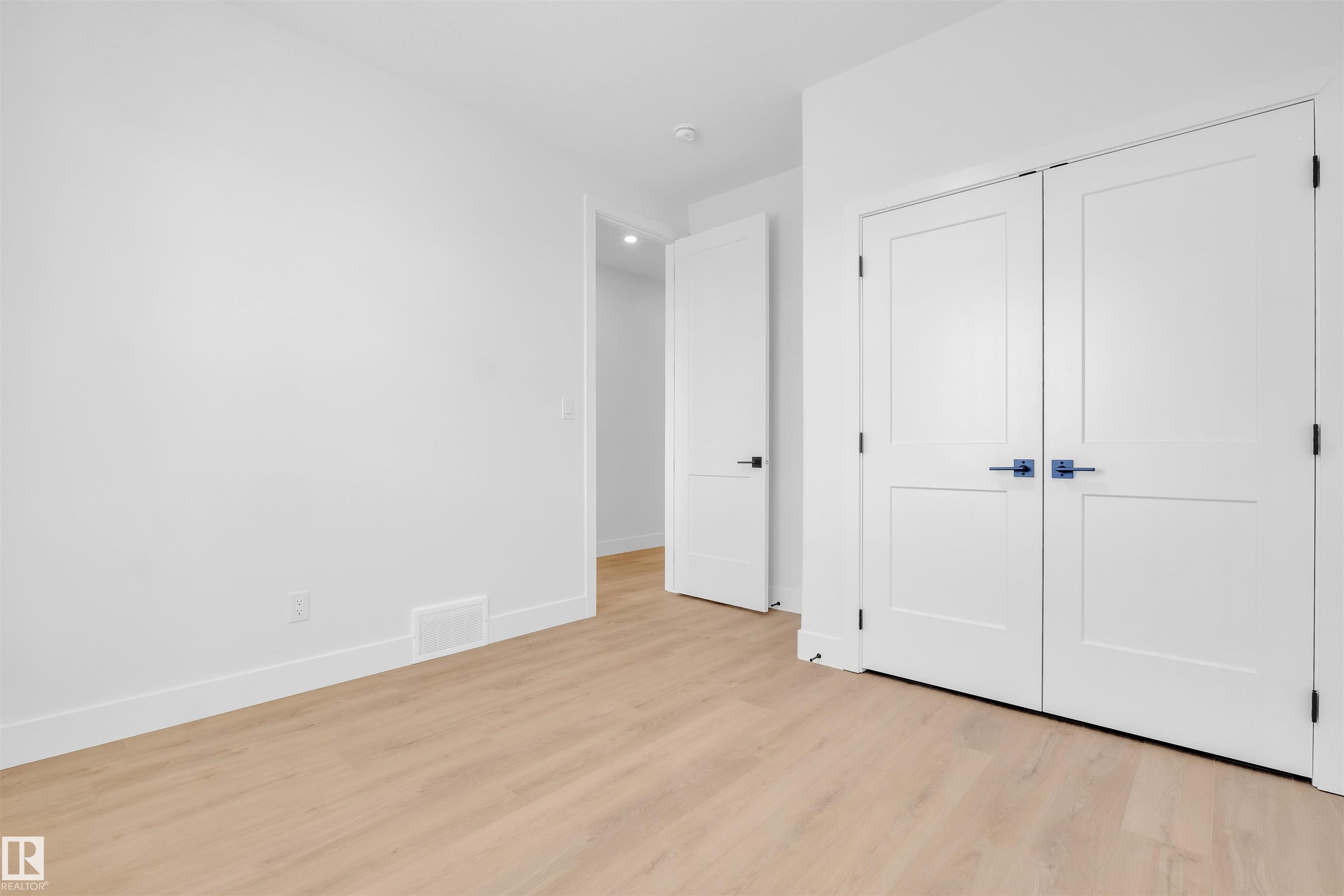 Photo 41 at 417 Pine point(e), Woodbend, Leduc