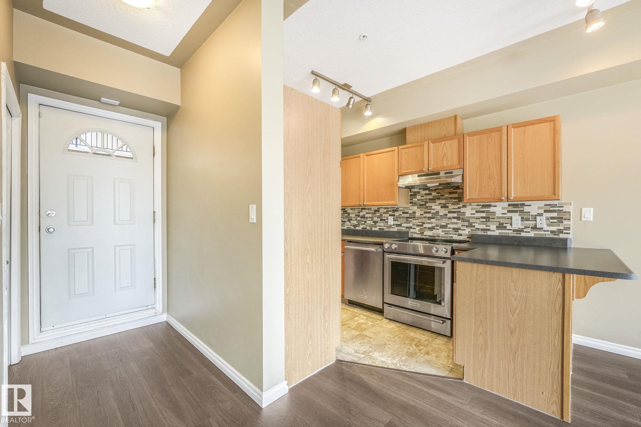 Photo 6 at 310 - 10606 102 Avenue NW, Downtown, Edmonton