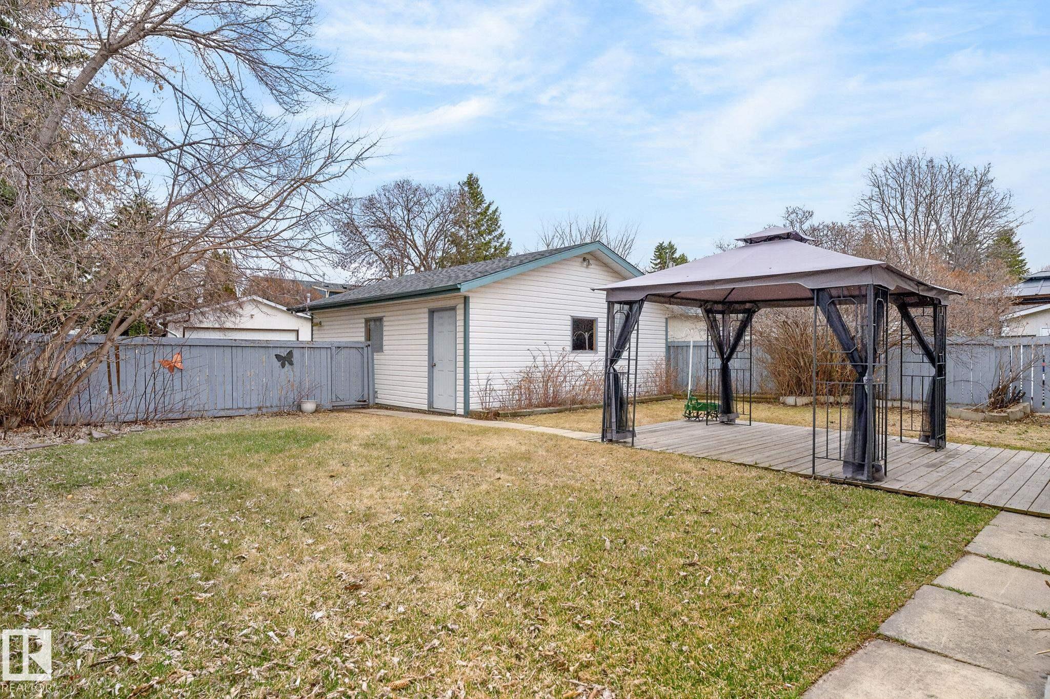 17 Brookside Crescent, Brookwood, Spruce Grove