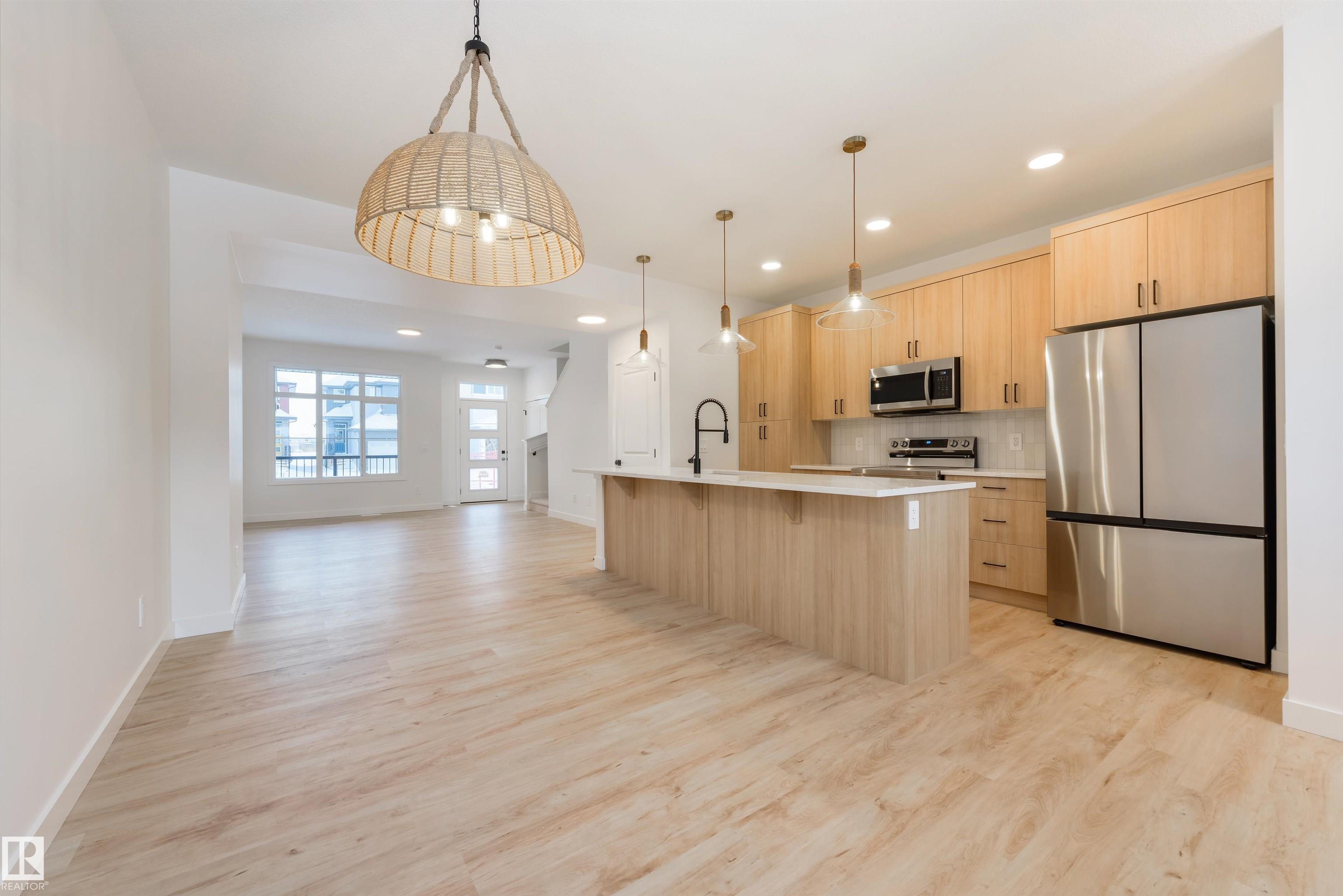 Photo 16 at 9 Cobblestone Gate, Copperhaven, Spruce Grove