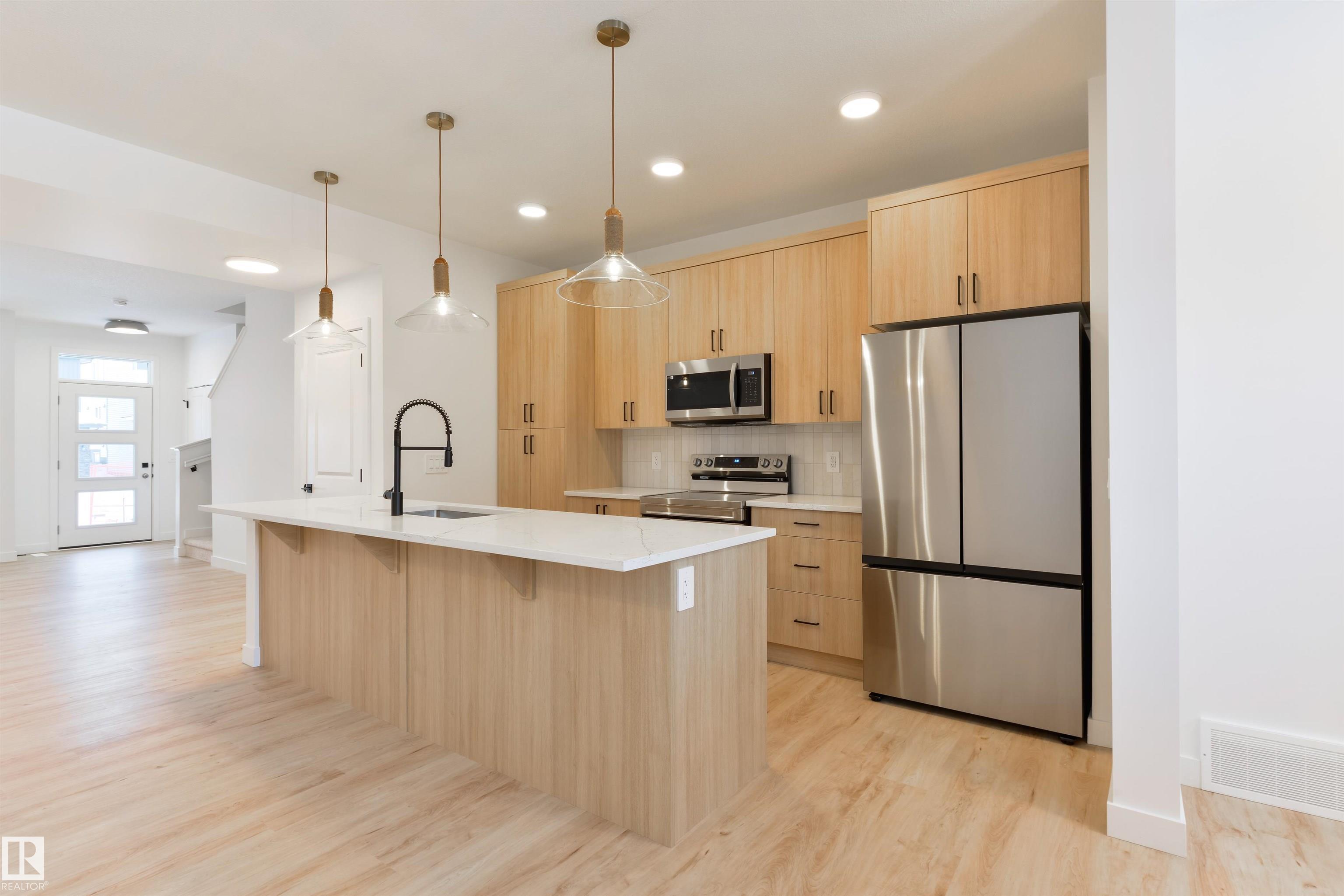 Photo 17 at 9 Cobblestone Gate, Copperhaven, Spruce Grove