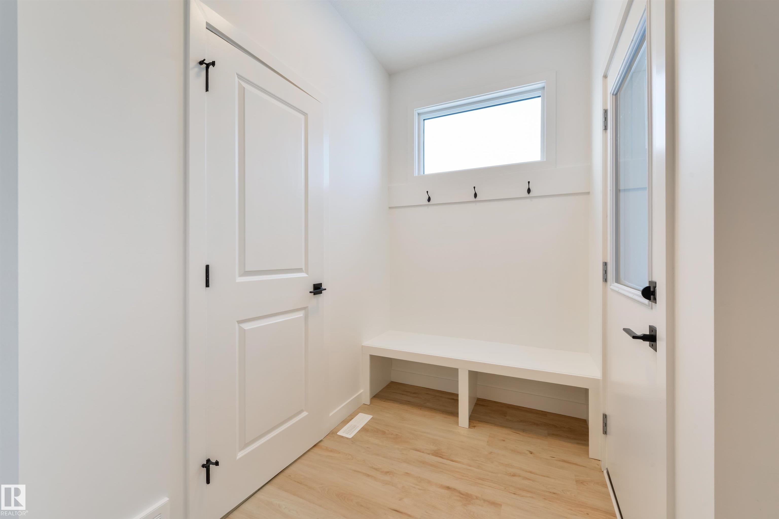 Photo 22 at 9 Cobblestone Gate, Copperhaven, Spruce Grove