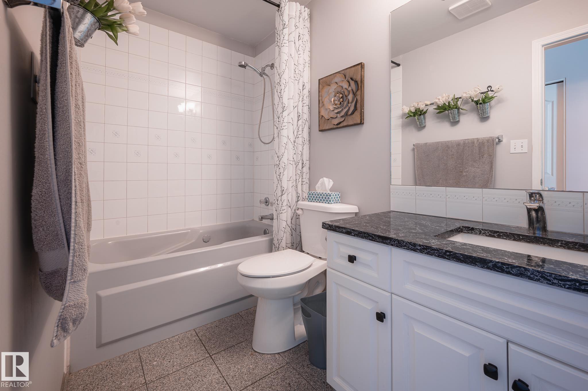 Photo 17 at 7011 158 Avenue NW, Ozerna, Edmonton