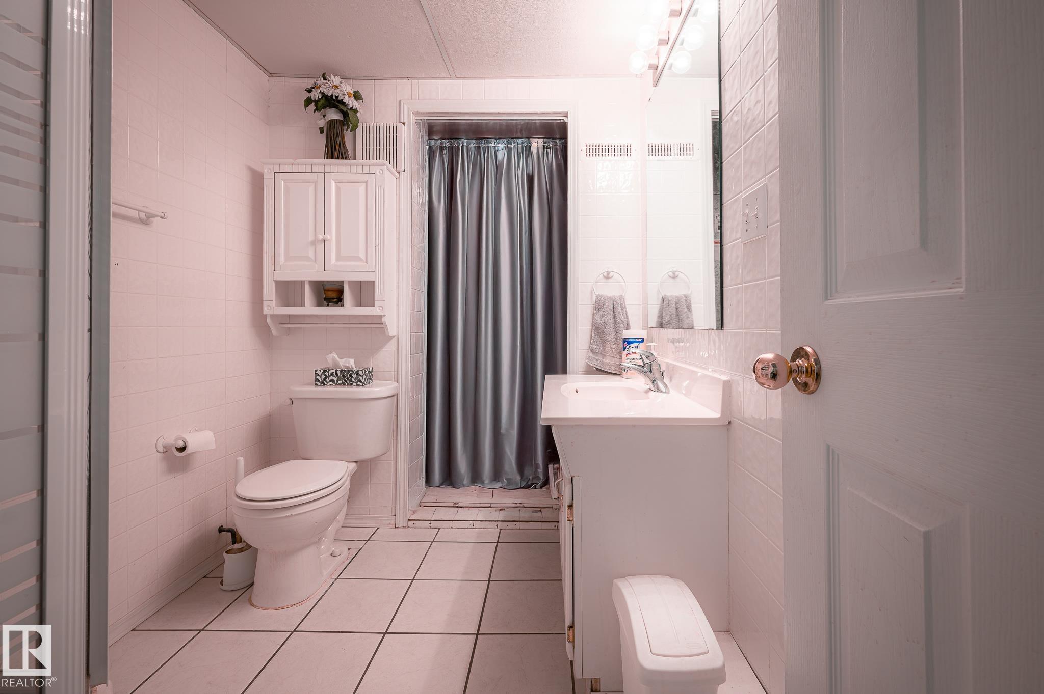 Photo 21 at 7011 158 Avenue NW, Ozerna, Edmonton