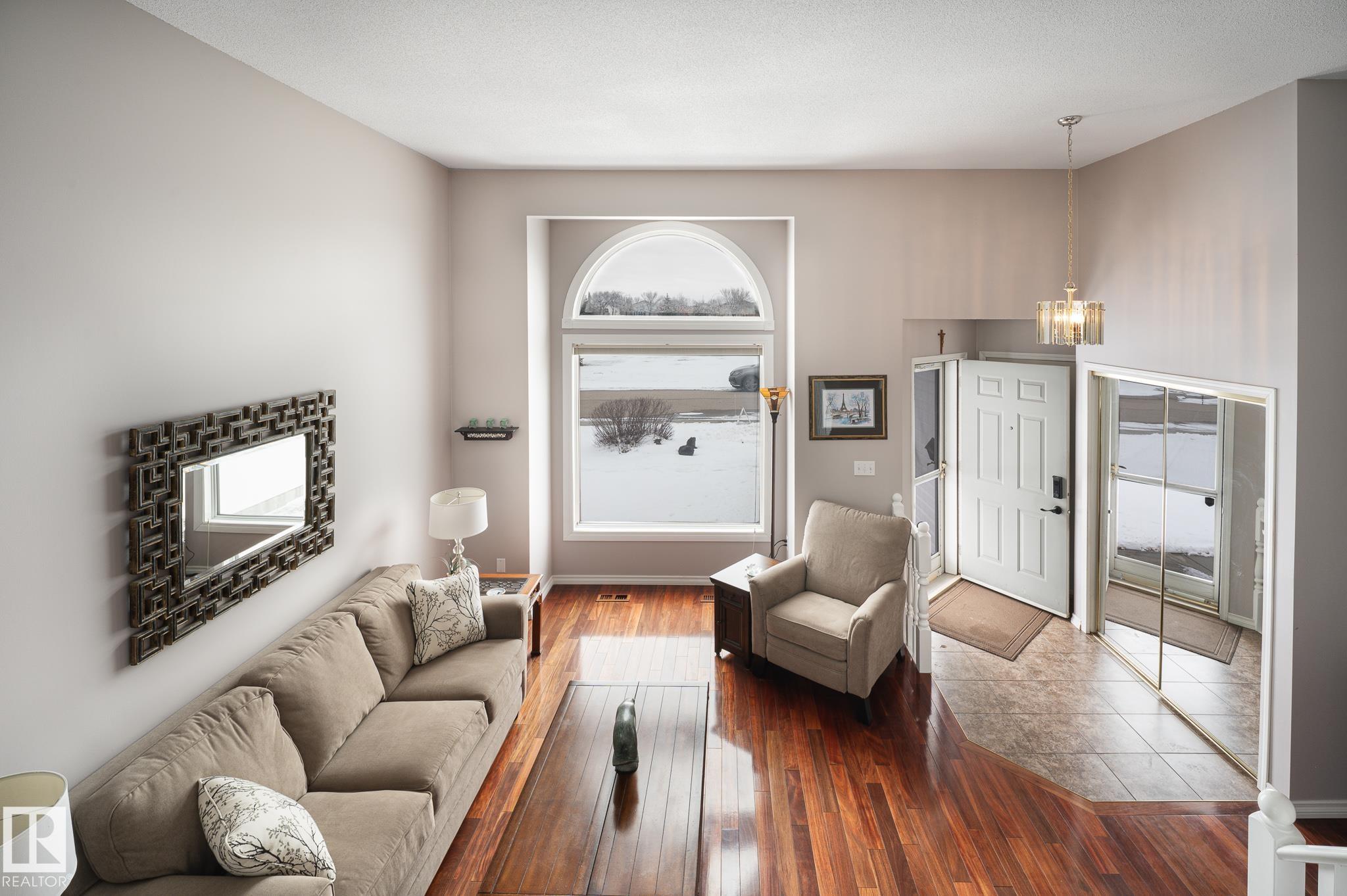 Photo 6 at 7011 158 Avenue NW, Ozerna, Edmonton