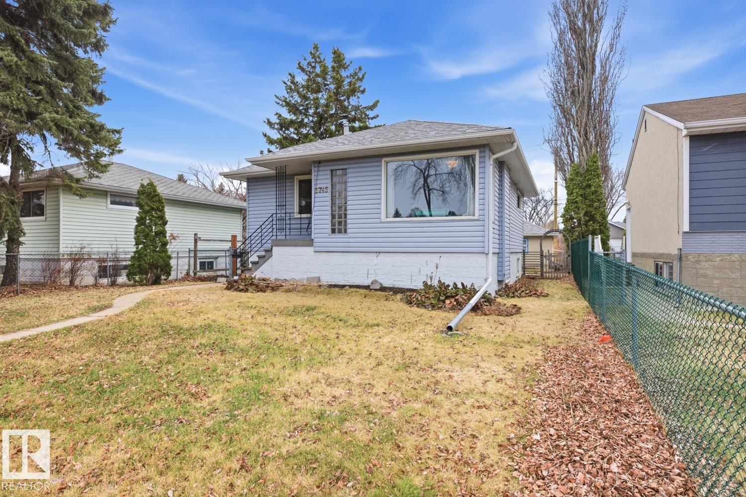 9745 68 Avenue NW, Hazeldean, Edmonton