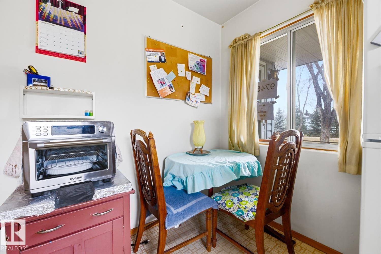 Photo 24 at 9745 68 Avenue NW, Hazeldean, Edmonton