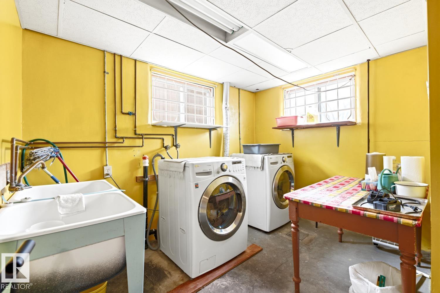 Photo 29 at 9745 68 Avenue NW, Hazeldean, Edmonton