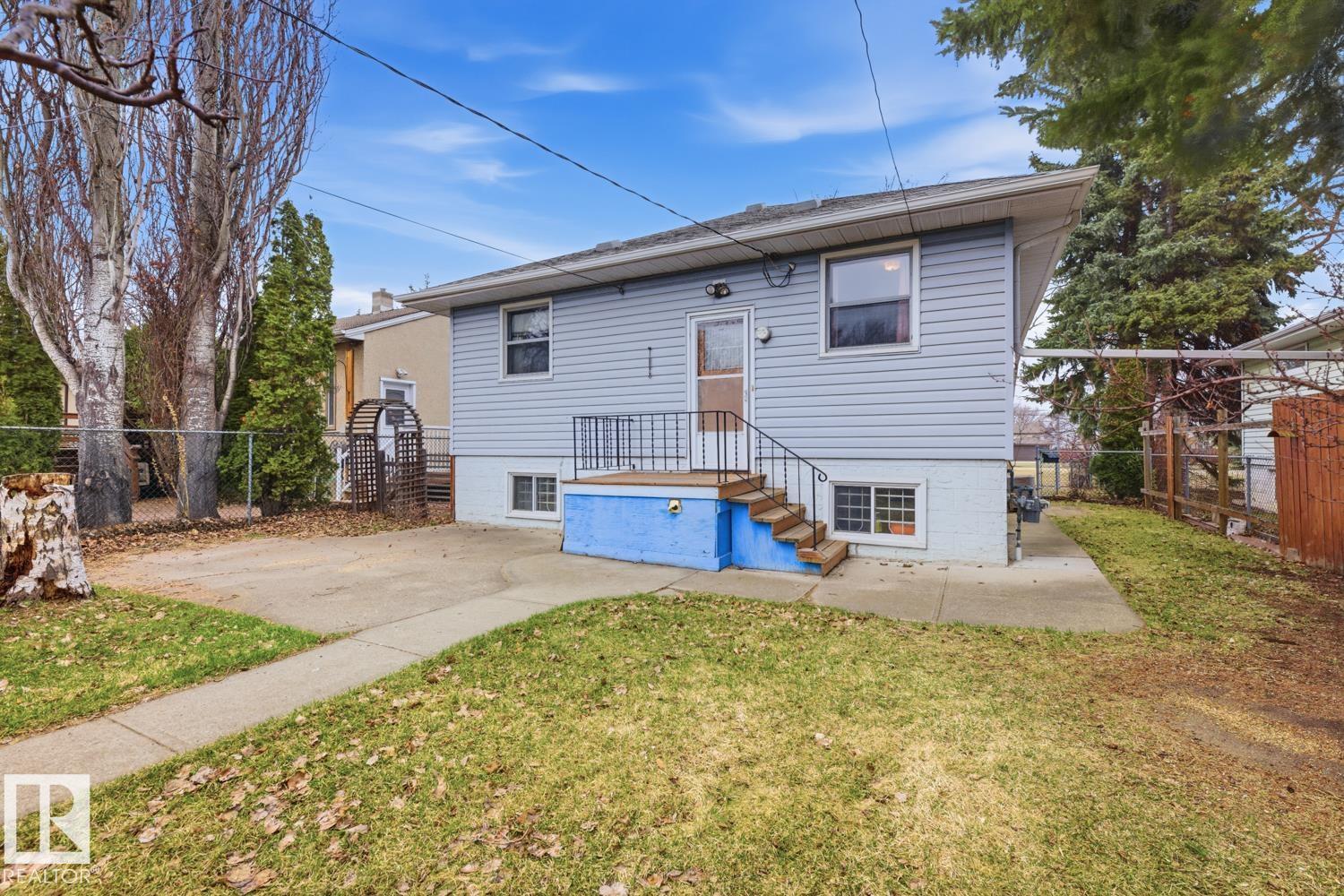 9745 68 Avenue NW, Hazeldean, Edmonton