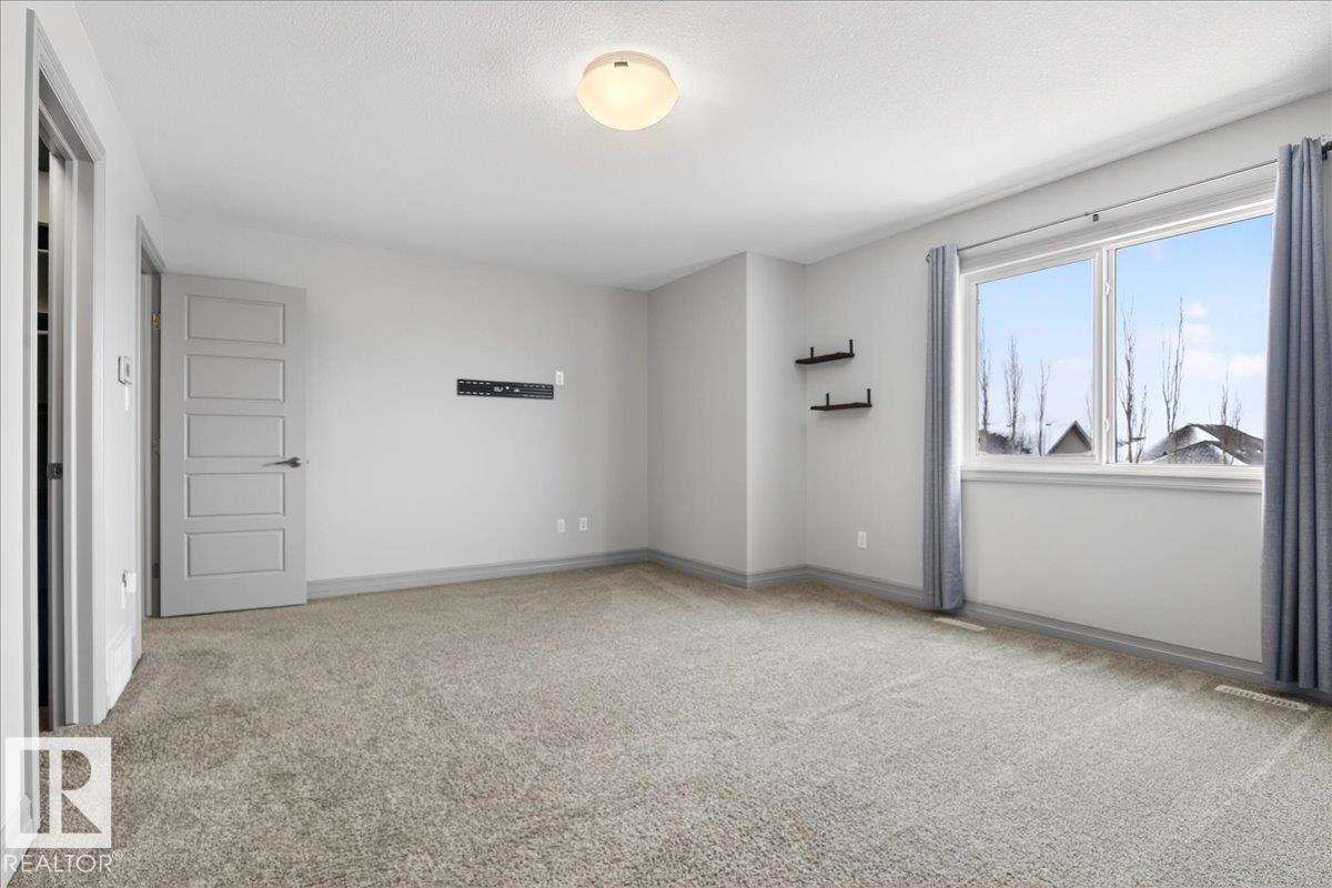 Photo 35 at 5912 19 Avenue SW, Walker, Edmonton