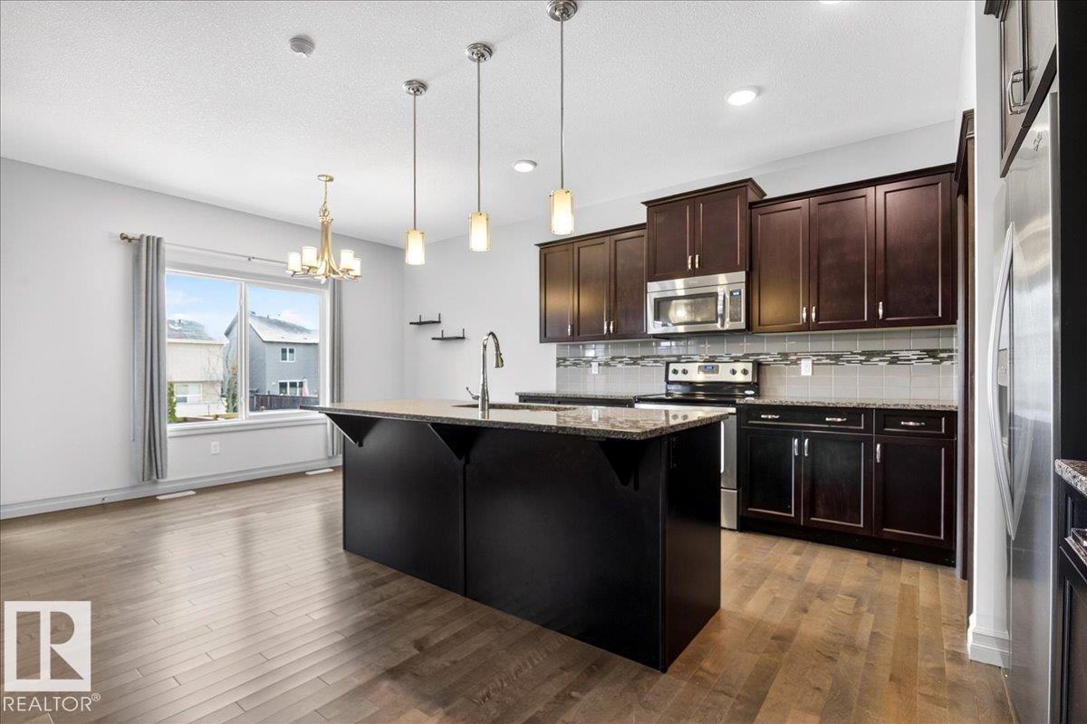 Photo 9 at 5912 19 Avenue SW, Walker, Edmonton