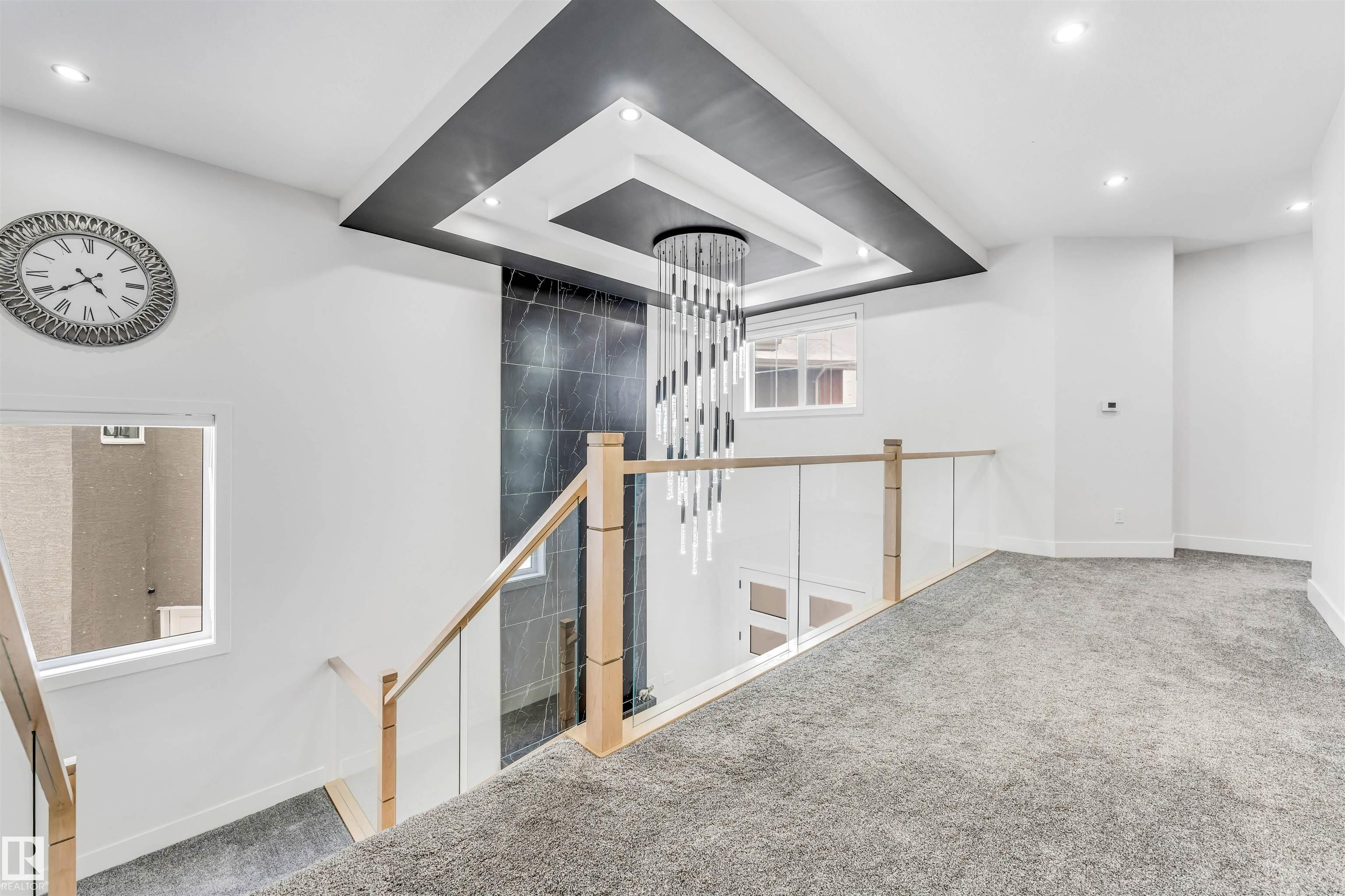 Photo 21 at 304 33 Avenue NW, Maple Crest, Edmonton