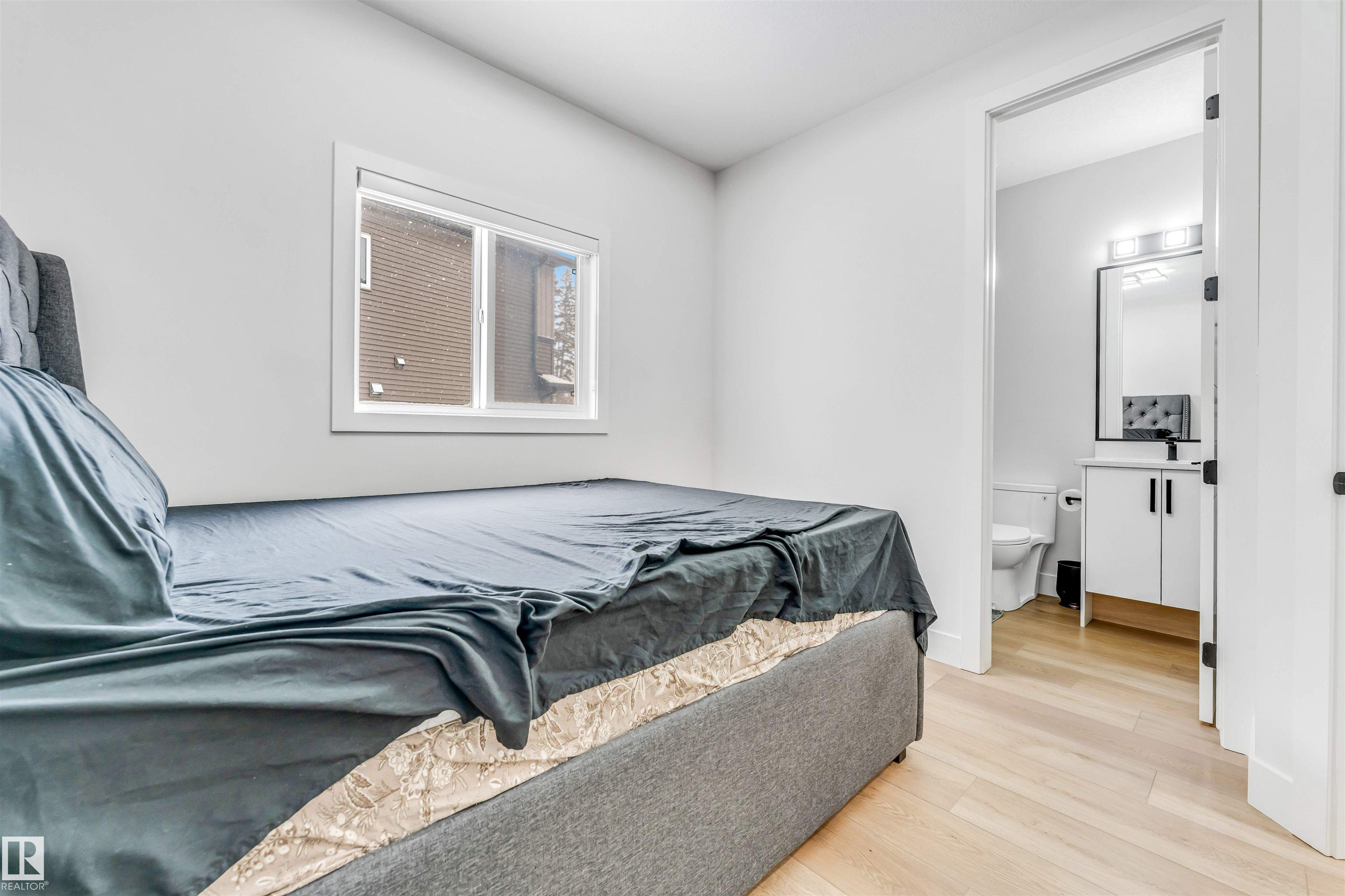 Photo 28 at 304 33 Avenue NW, Maple Crest, Edmonton