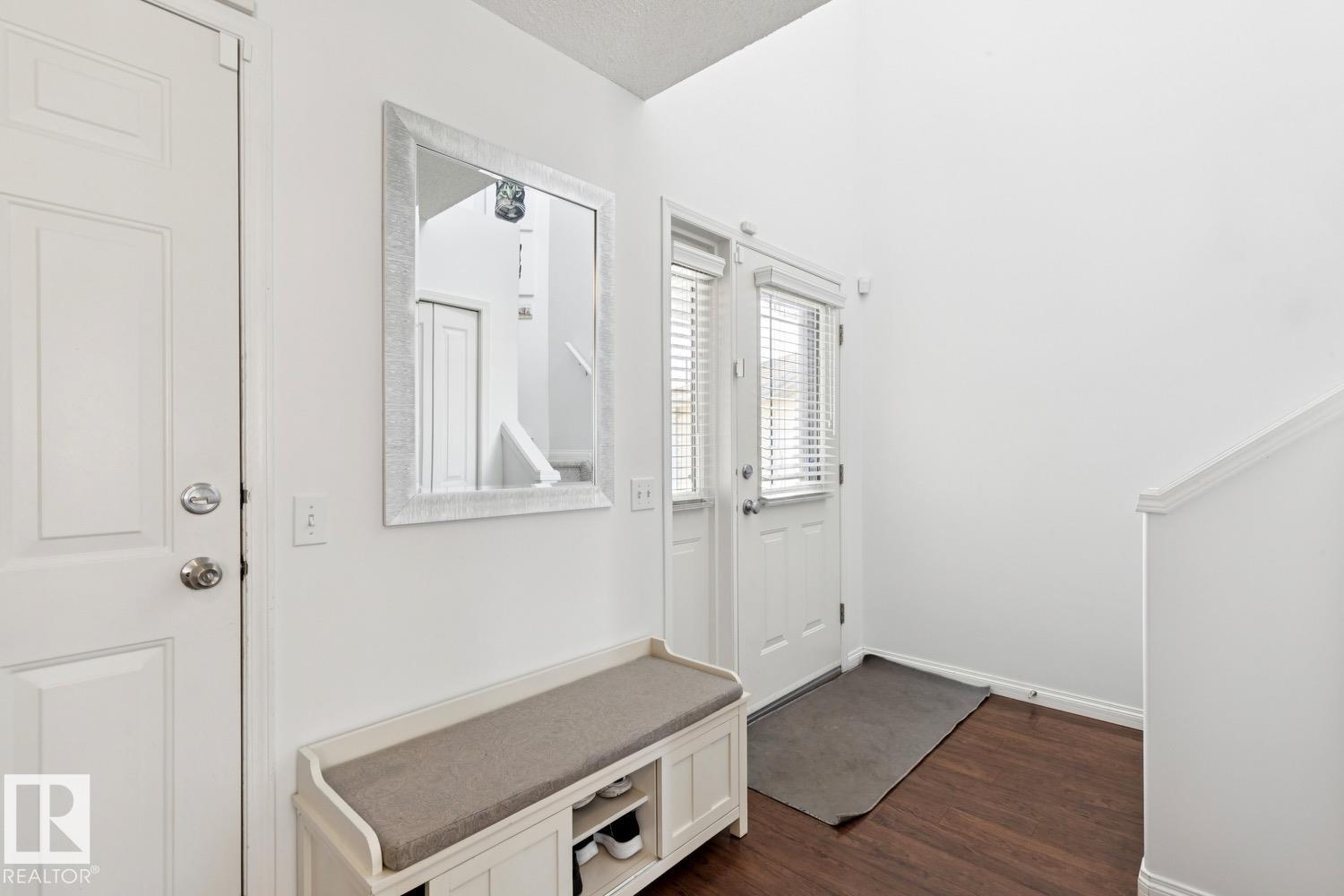 3219 30 Avenue NW, Silver Berry, Edmonton