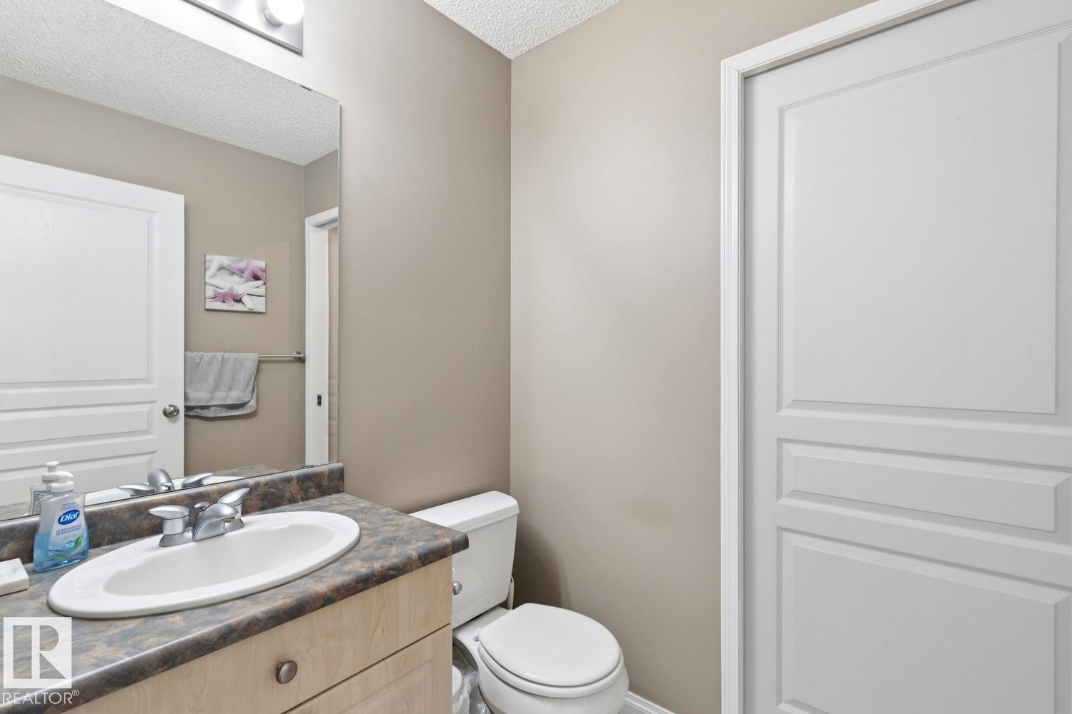 Photo 14 at 3219 30 Avenue NW, Silver Berry, Edmonton