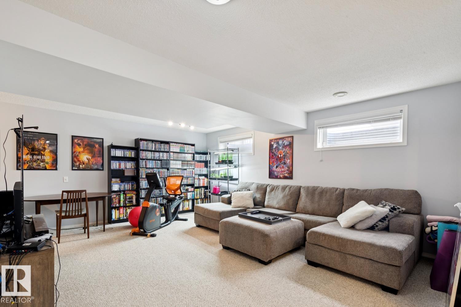 Photo 26 at 3219 30 Avenue NW, Silver Berry, Edmonton