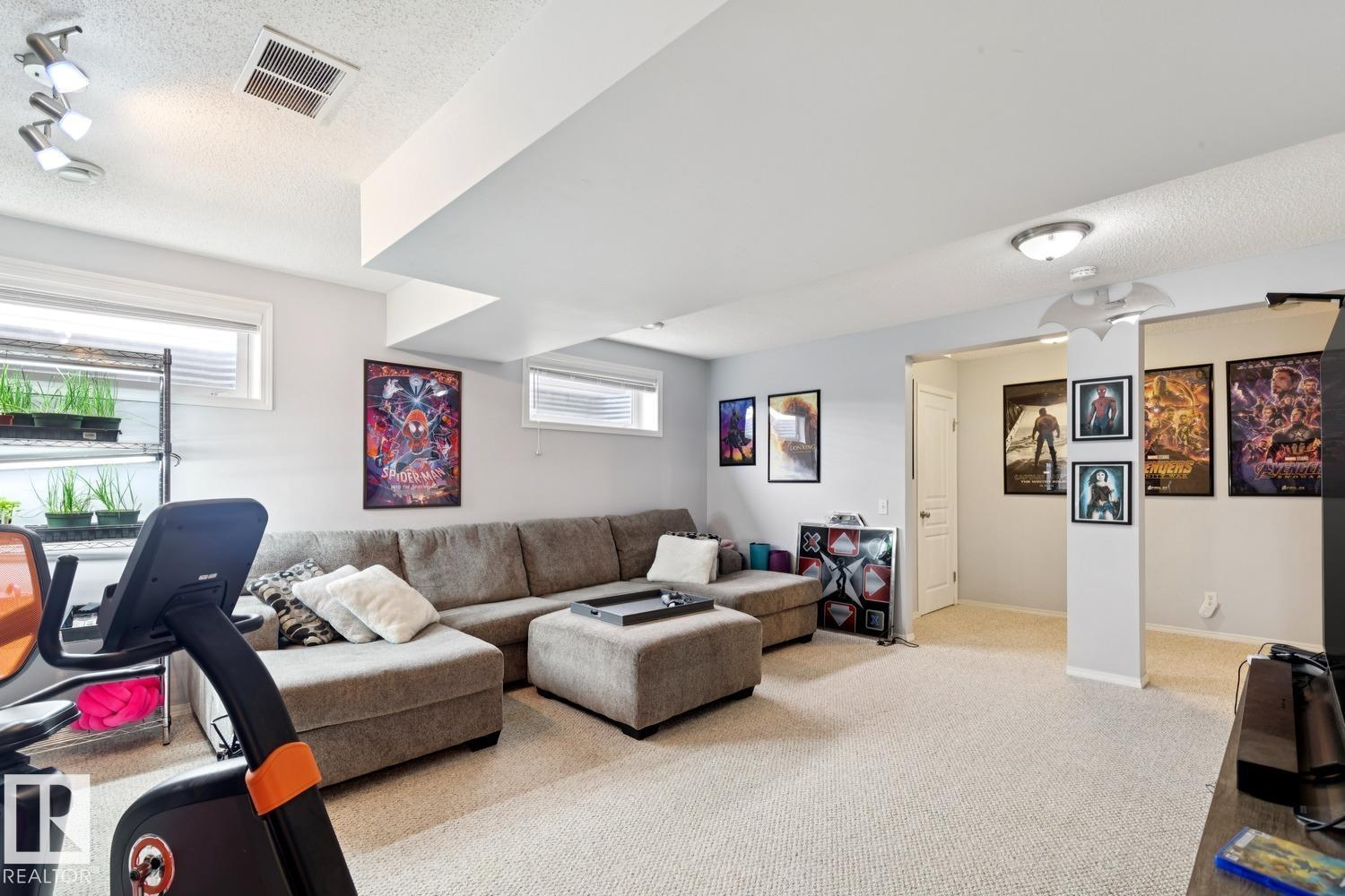 Photo 27 at 3219 30 Avenue NW, Silver Berry, Edmonton