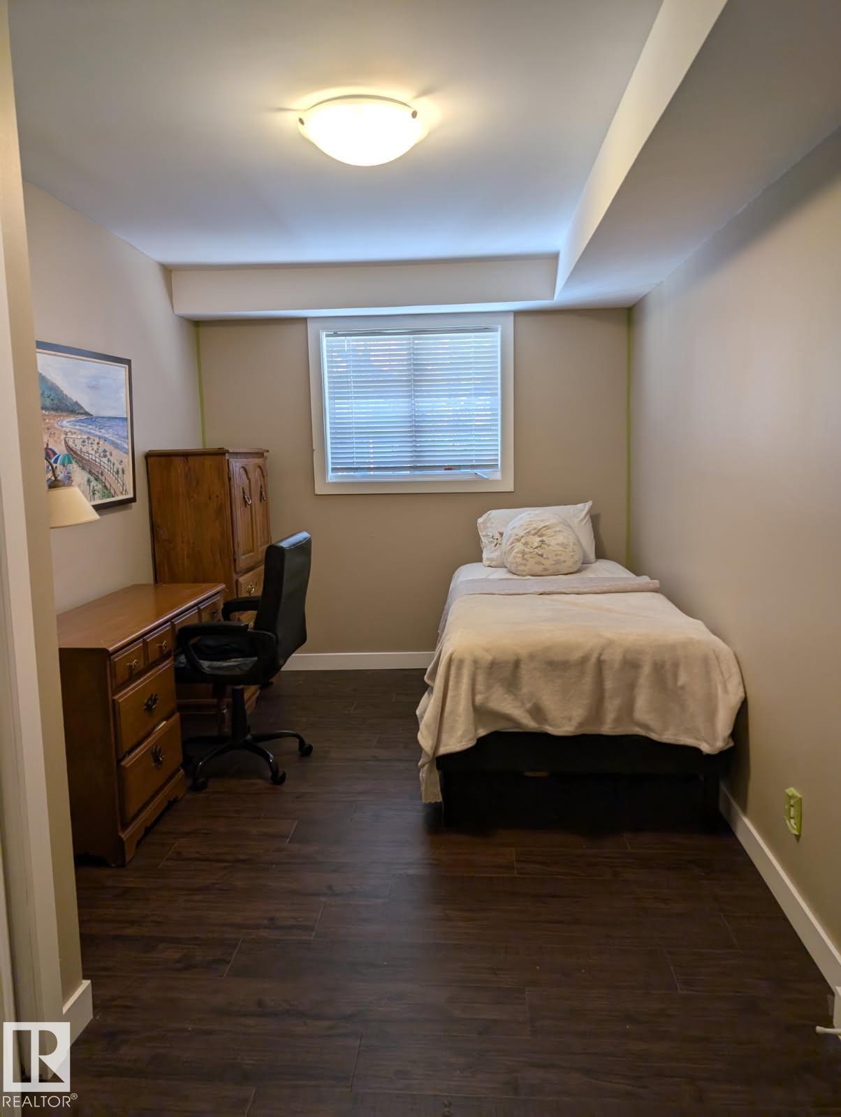 Photo 14 at 11724 88 Street NW, Parkdale, Edmonton