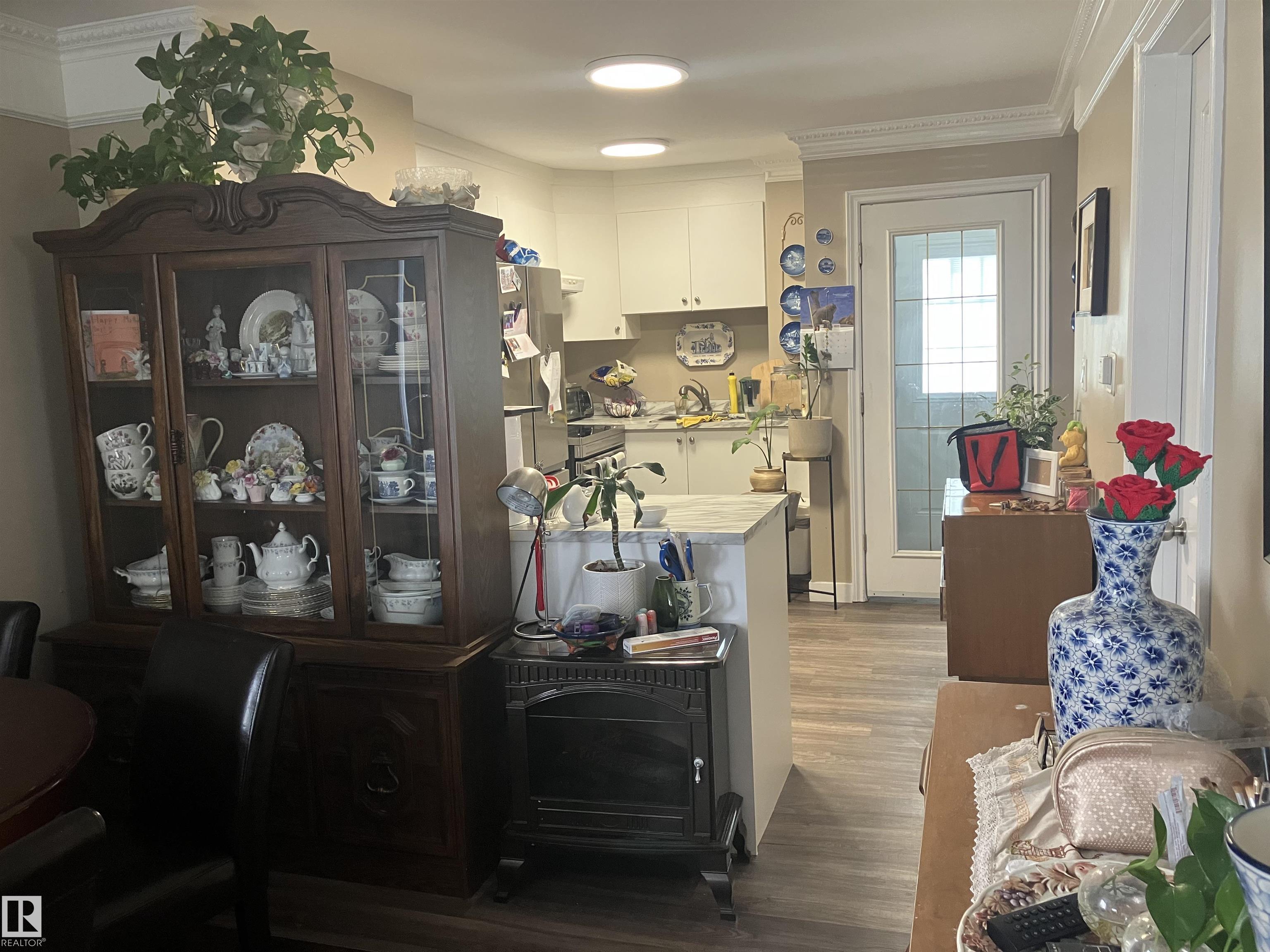 Photo 9 at 11724 88 Street NW, Parkdale, Edmonton