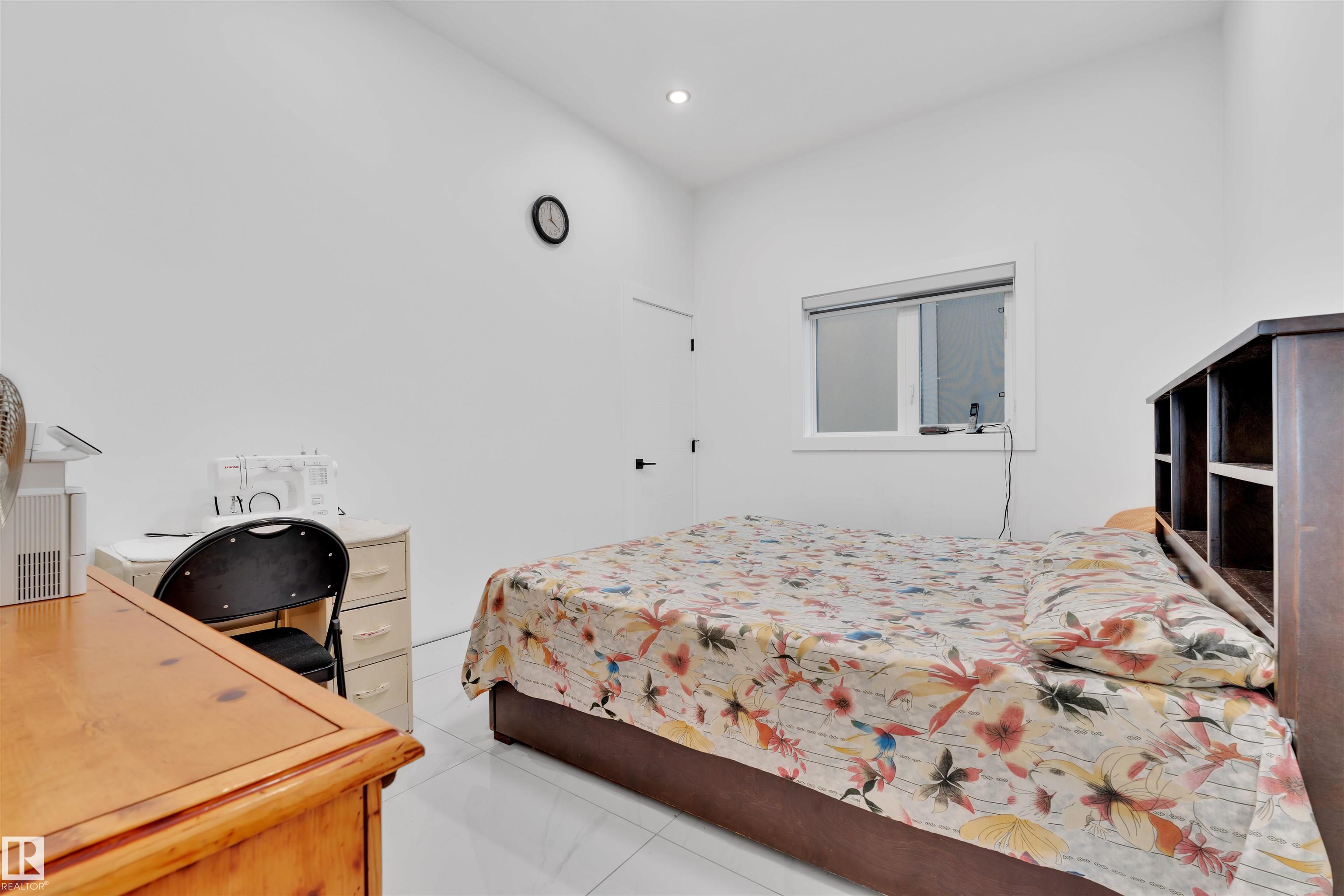 Photo 13 at 1704 19 Street NW, Laurel, Edmonton