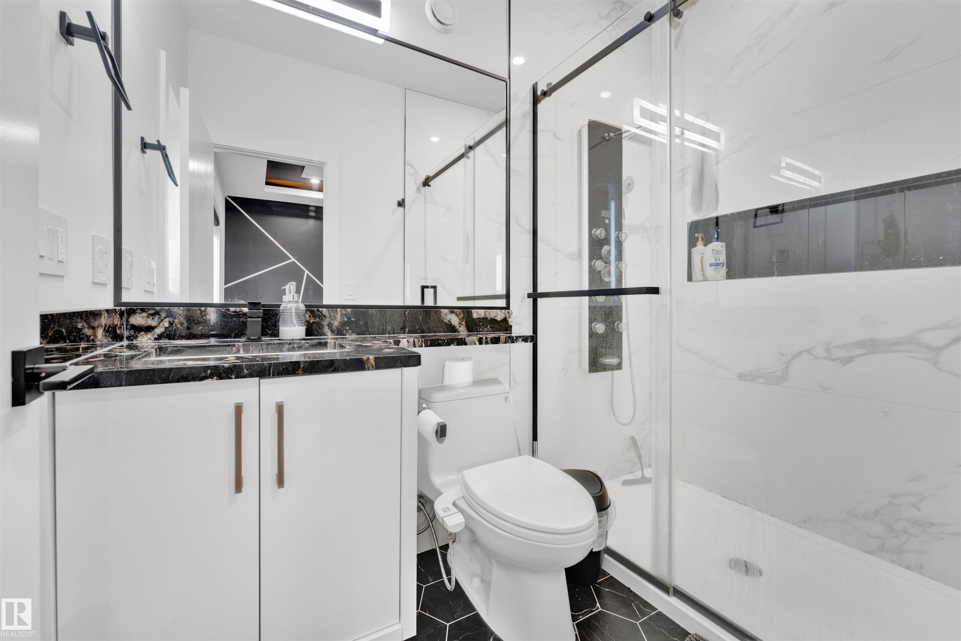 Photo 37 at 1704 19 Street NW, Laurel, Edmonton