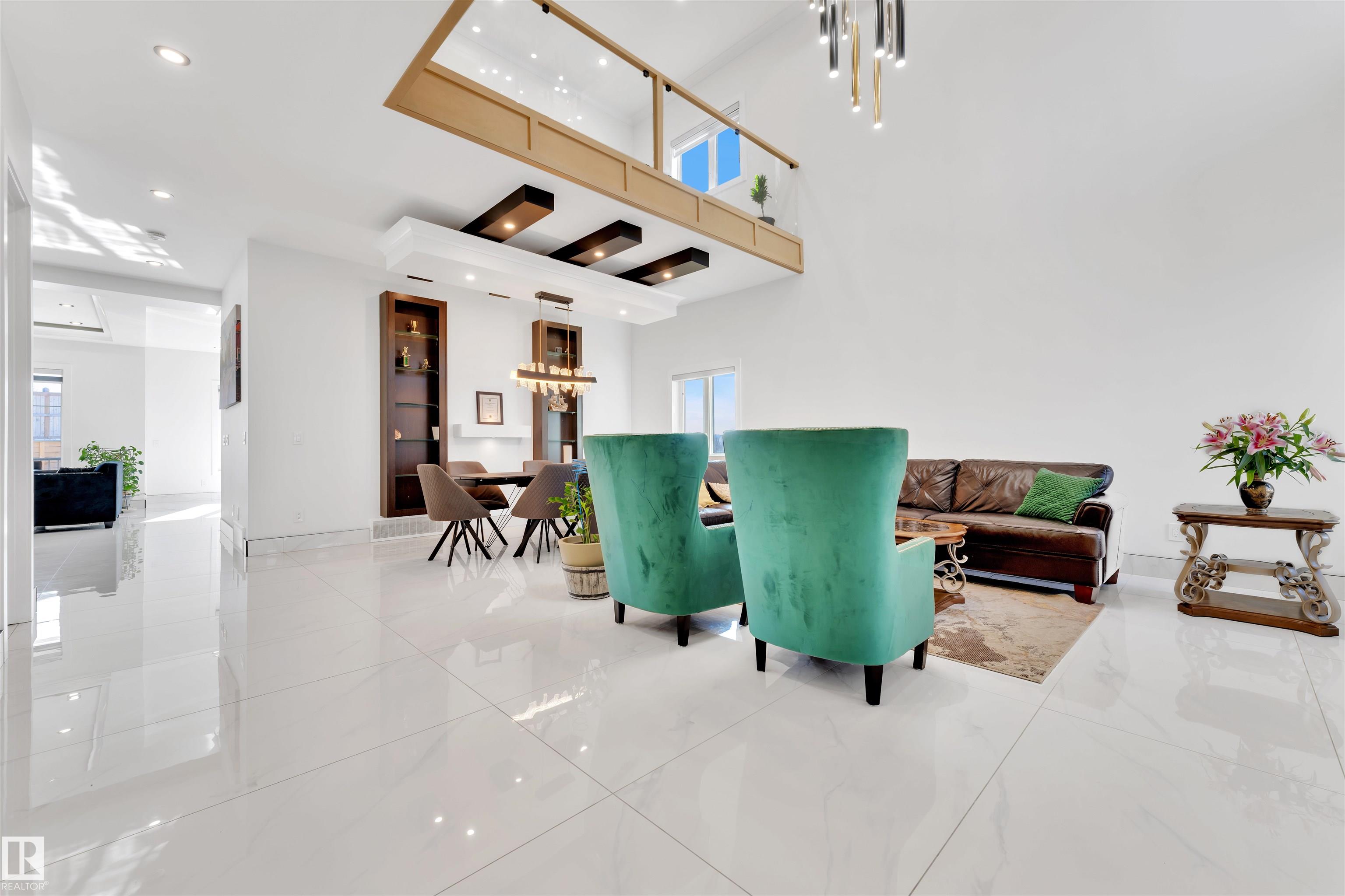 Photo 7 at 1704 19 Street NW, Laurel, Edmonton