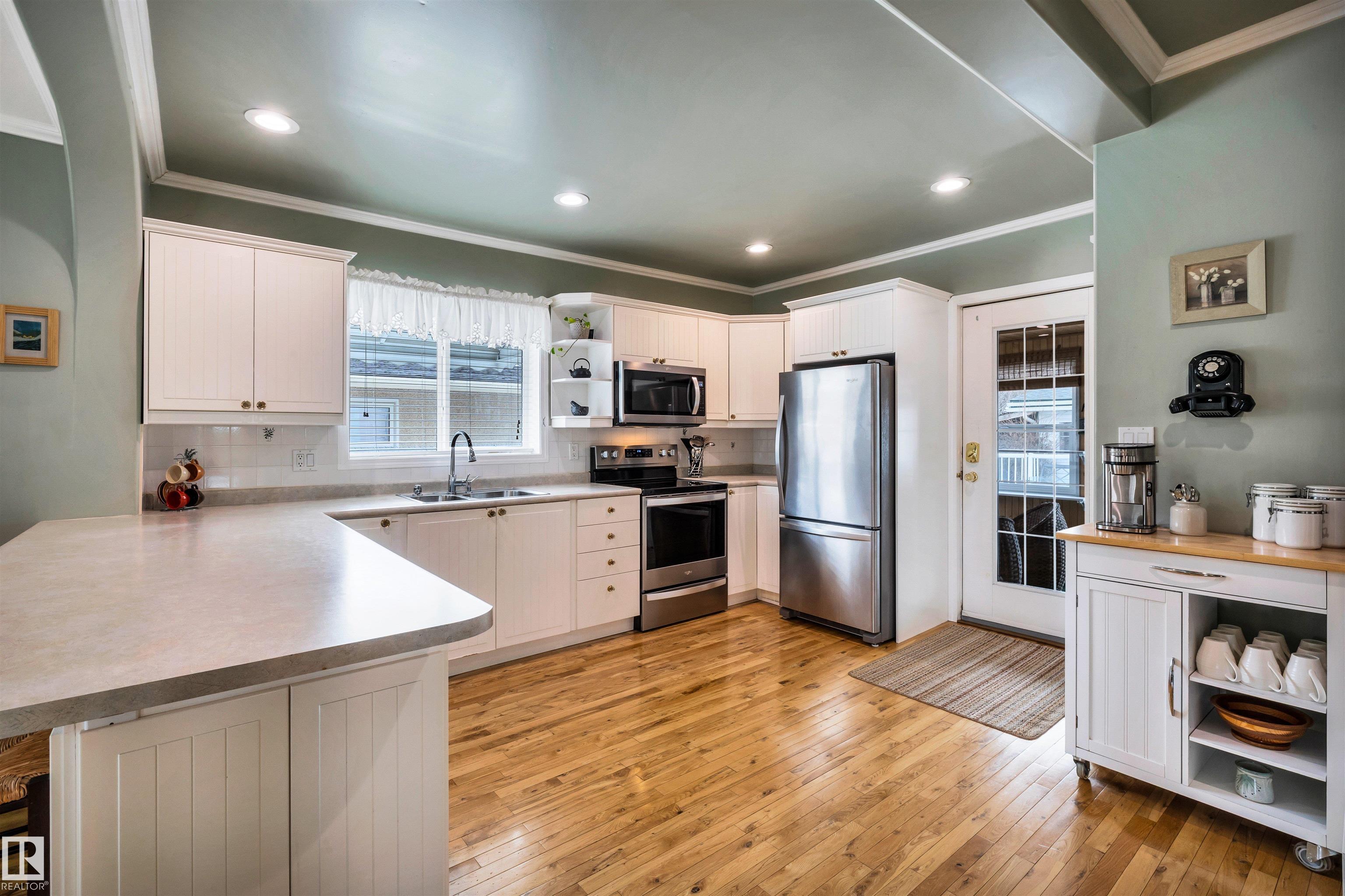 Photo 16 at 11 Madison Avenue, Mission, St. Albert