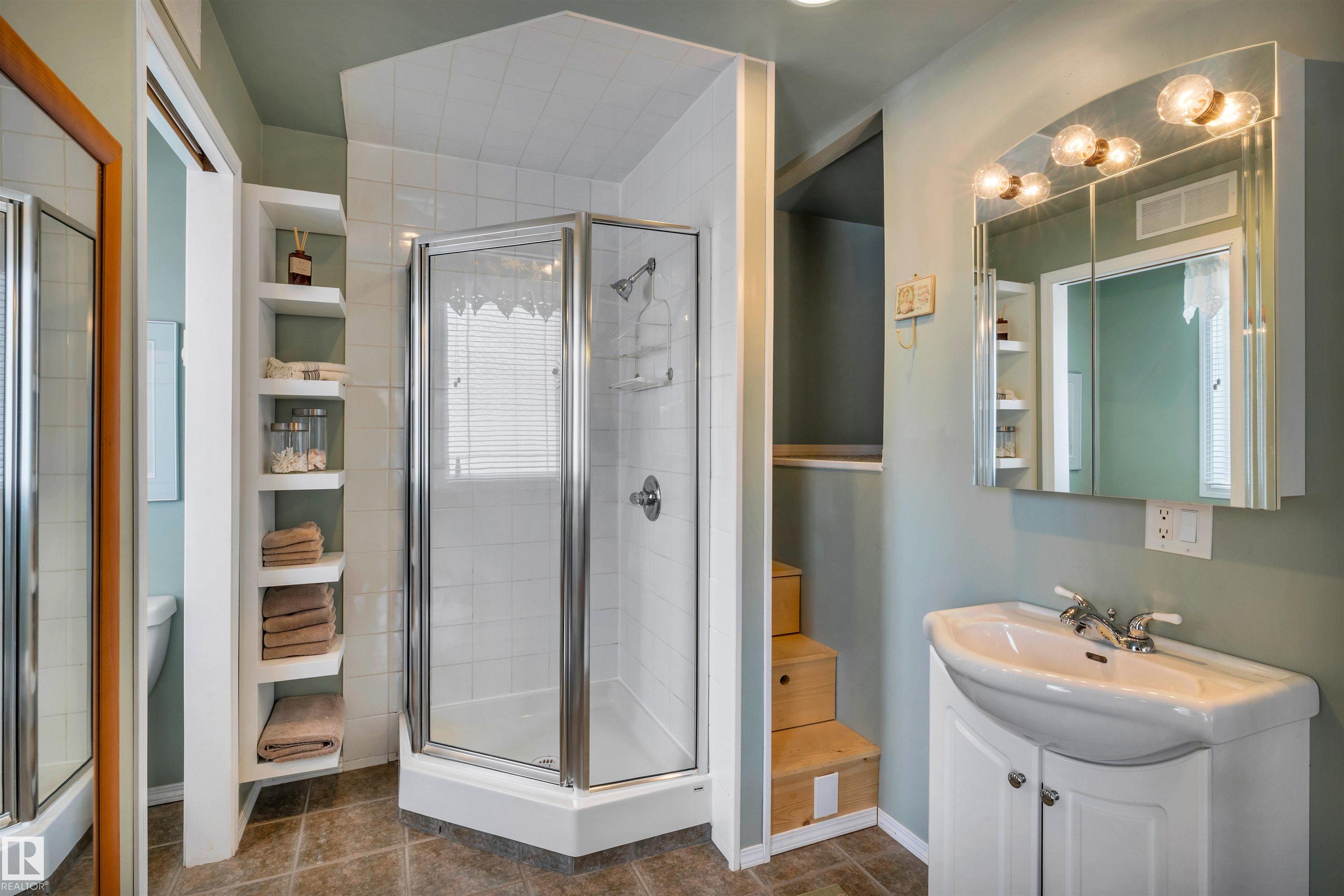 Photo 37 at 11 Madison Avenue, Mission, St. Albert