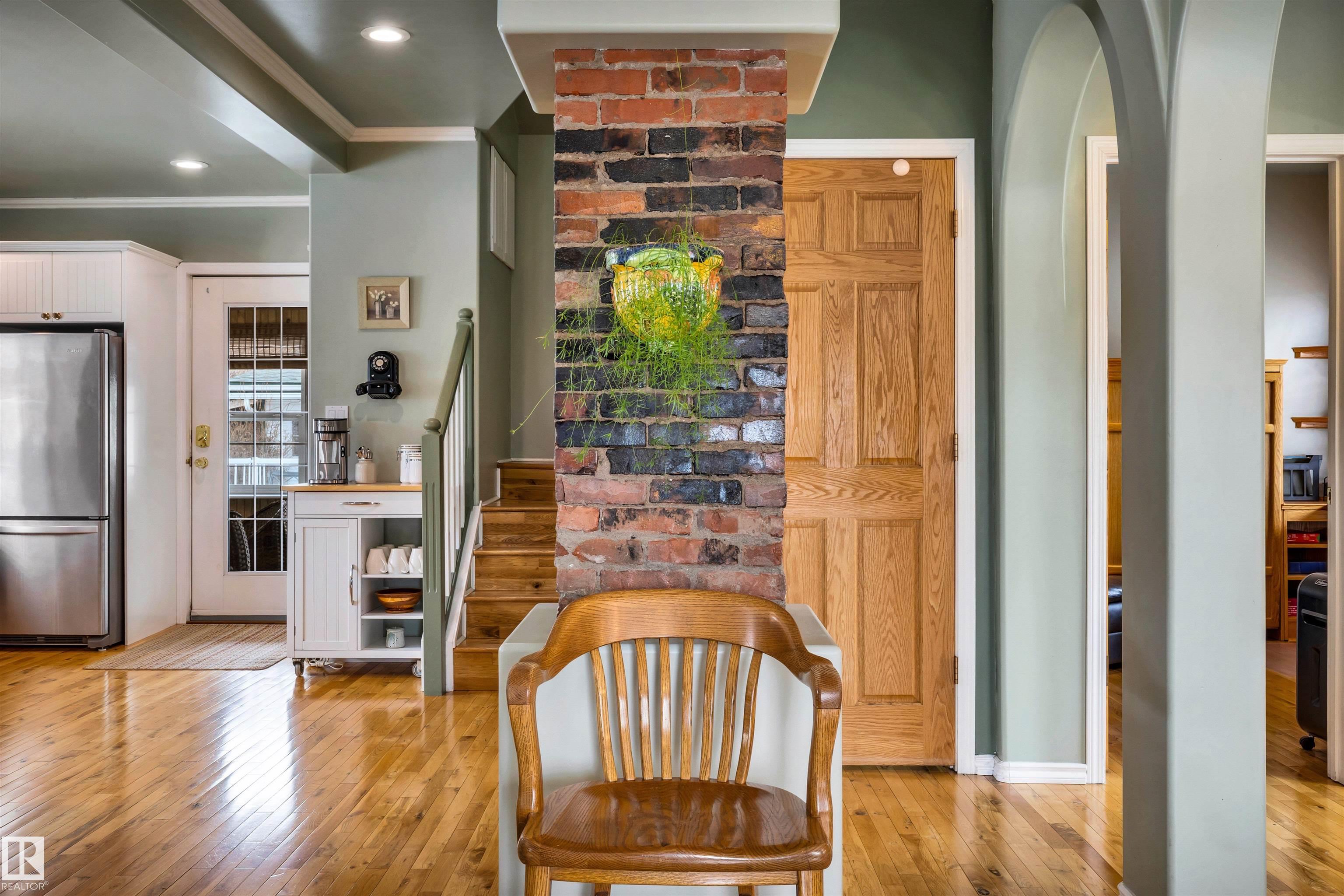 Photo 7 at 11 Madison Avenue, Mission, St. Albert