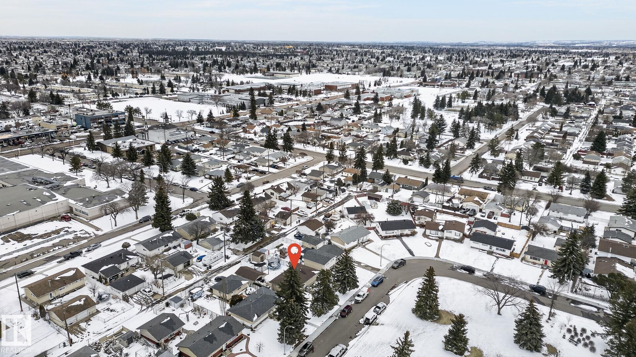 Photo 22 at 9112 130 Avenue NW, Killarney, Edmonton