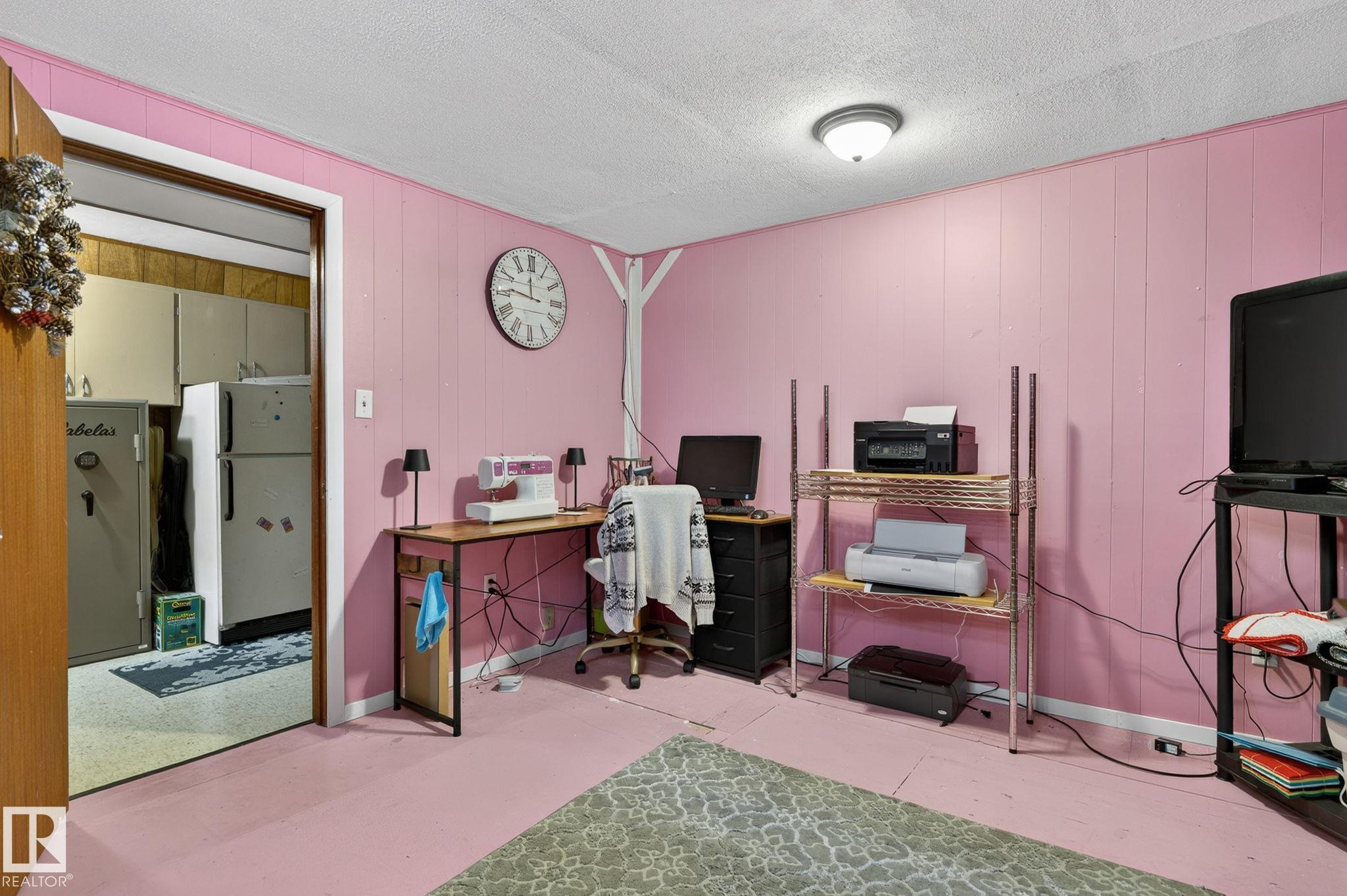 Photo 45 at 9112 130 Avenue NW, Killarney, Edmonton