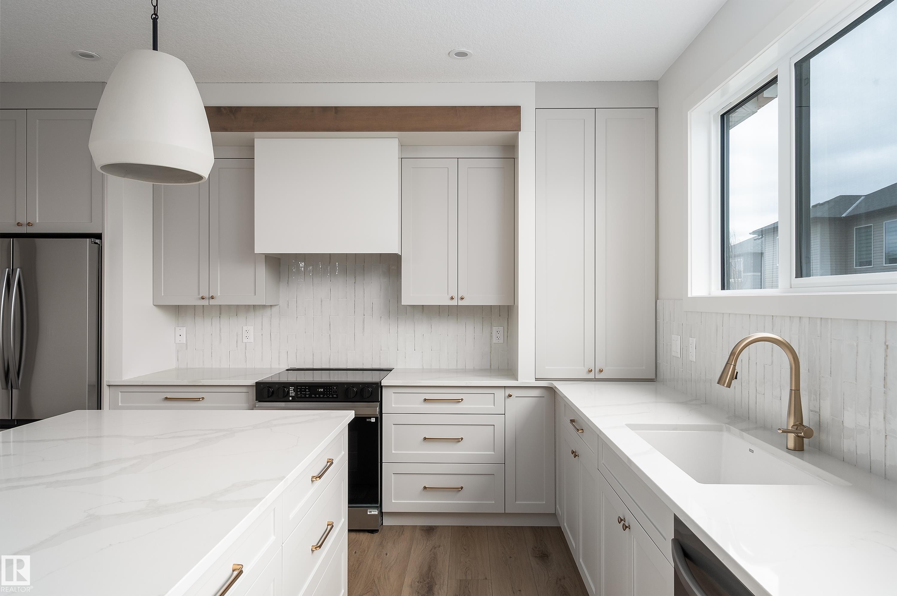 Photo 13 at 8 Darby Crescent, Deer Park, Spruce Grove