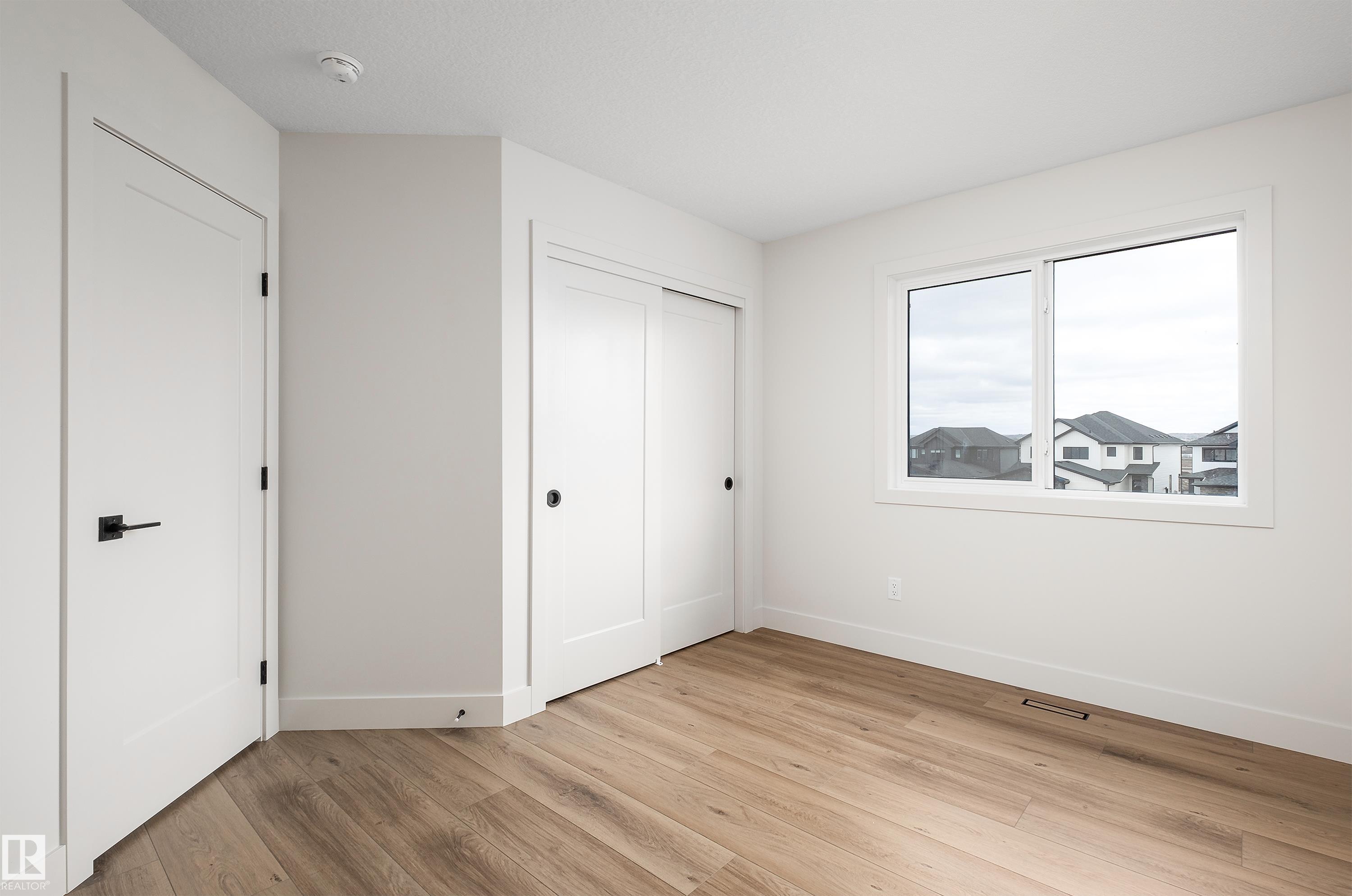 Photo 41 at 8 Darby Crescent, Deer Park, Spruce Grove