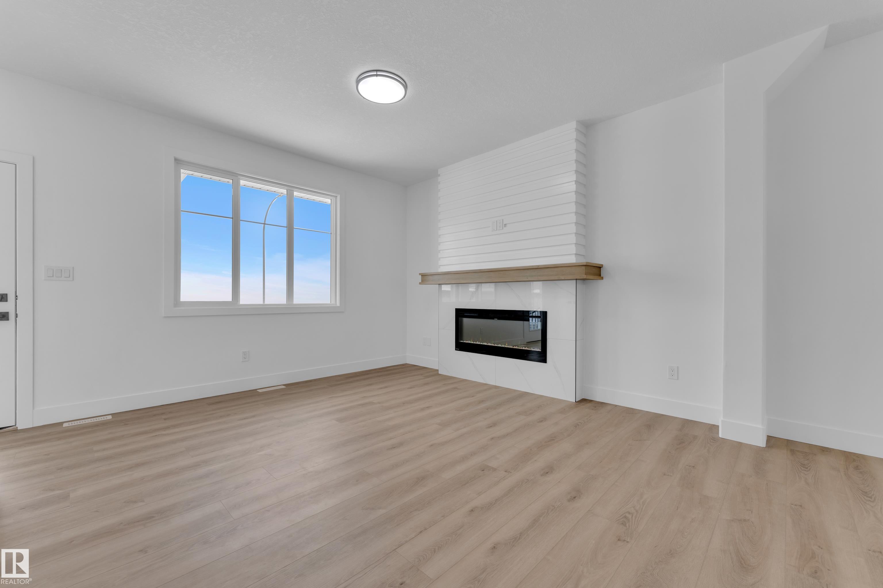 Photo 9 at 82 Patriot Way, Prescott, Spruce Grove