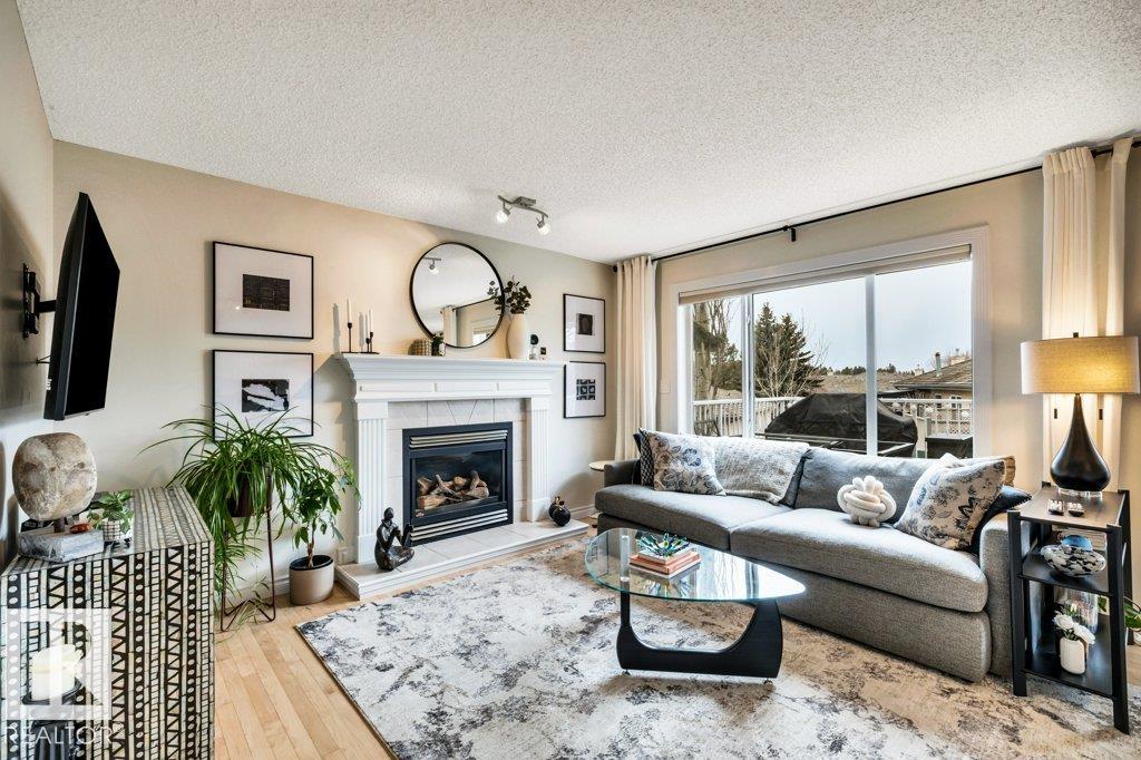 Photo 12 at 23 - 211 Blackburn Drive E SW, Blackburne, Edmonton