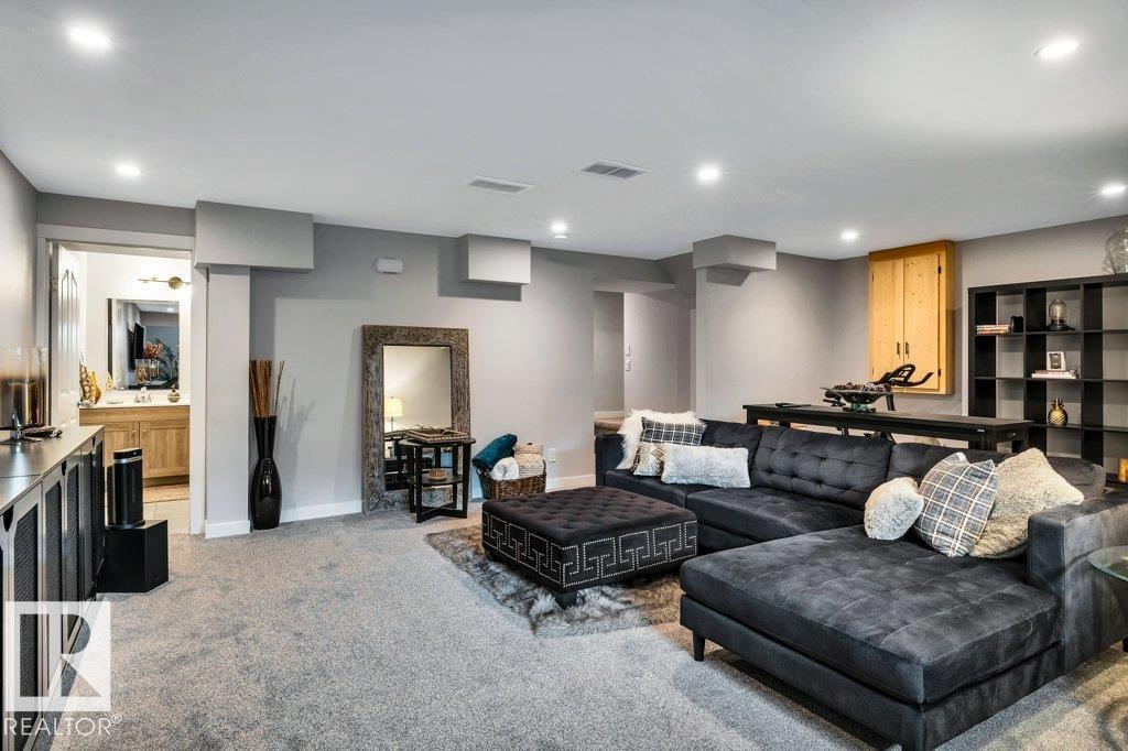 Photo 43 at 23 - 211 Blackburn Drive E SW, Blackburne, Edmonton