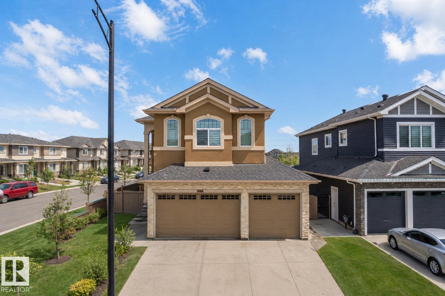 1404 25 Street NW, Laurel, Edmonton