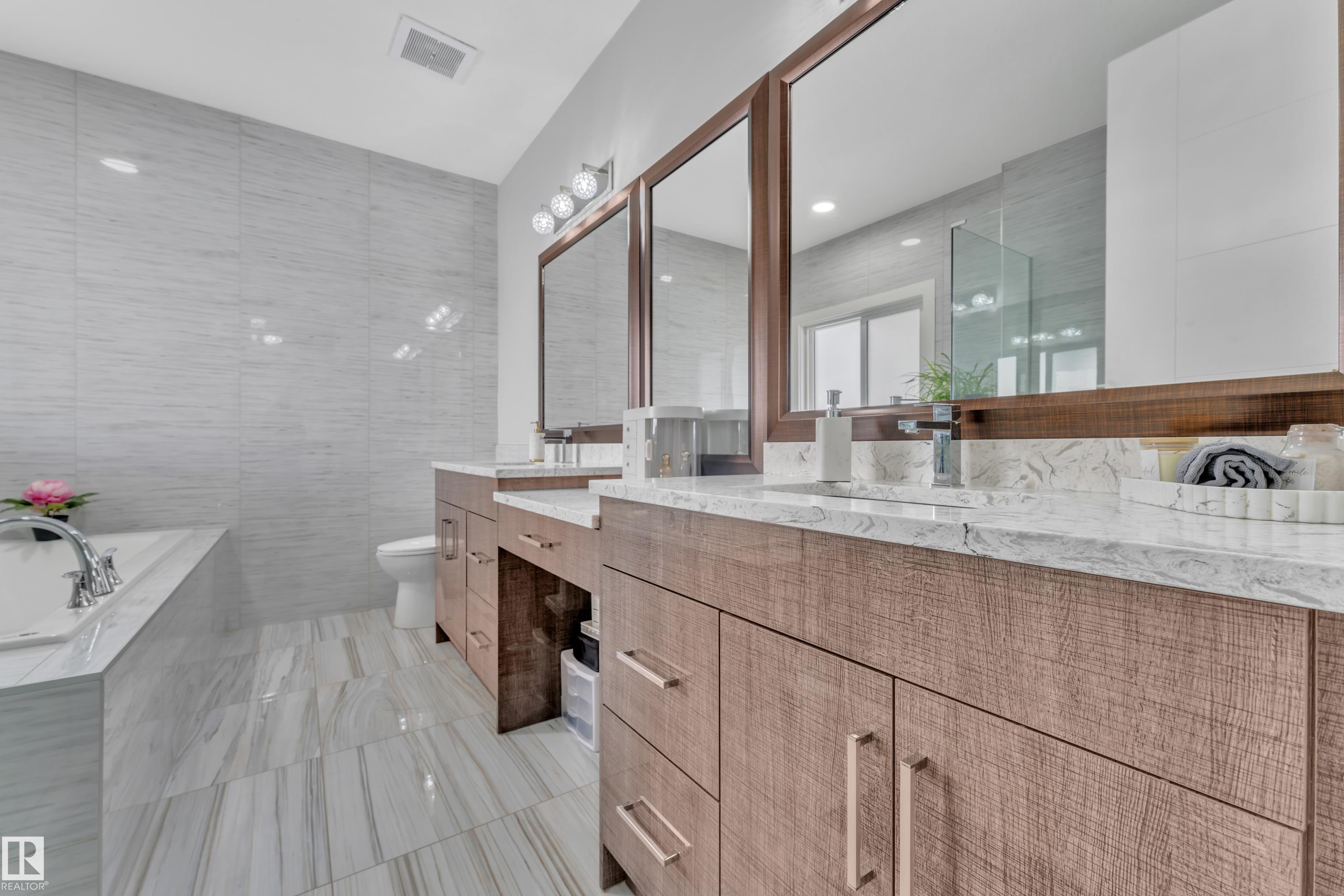 Photo 45 at 1404 25 Street NW, Laurel, Edmonton