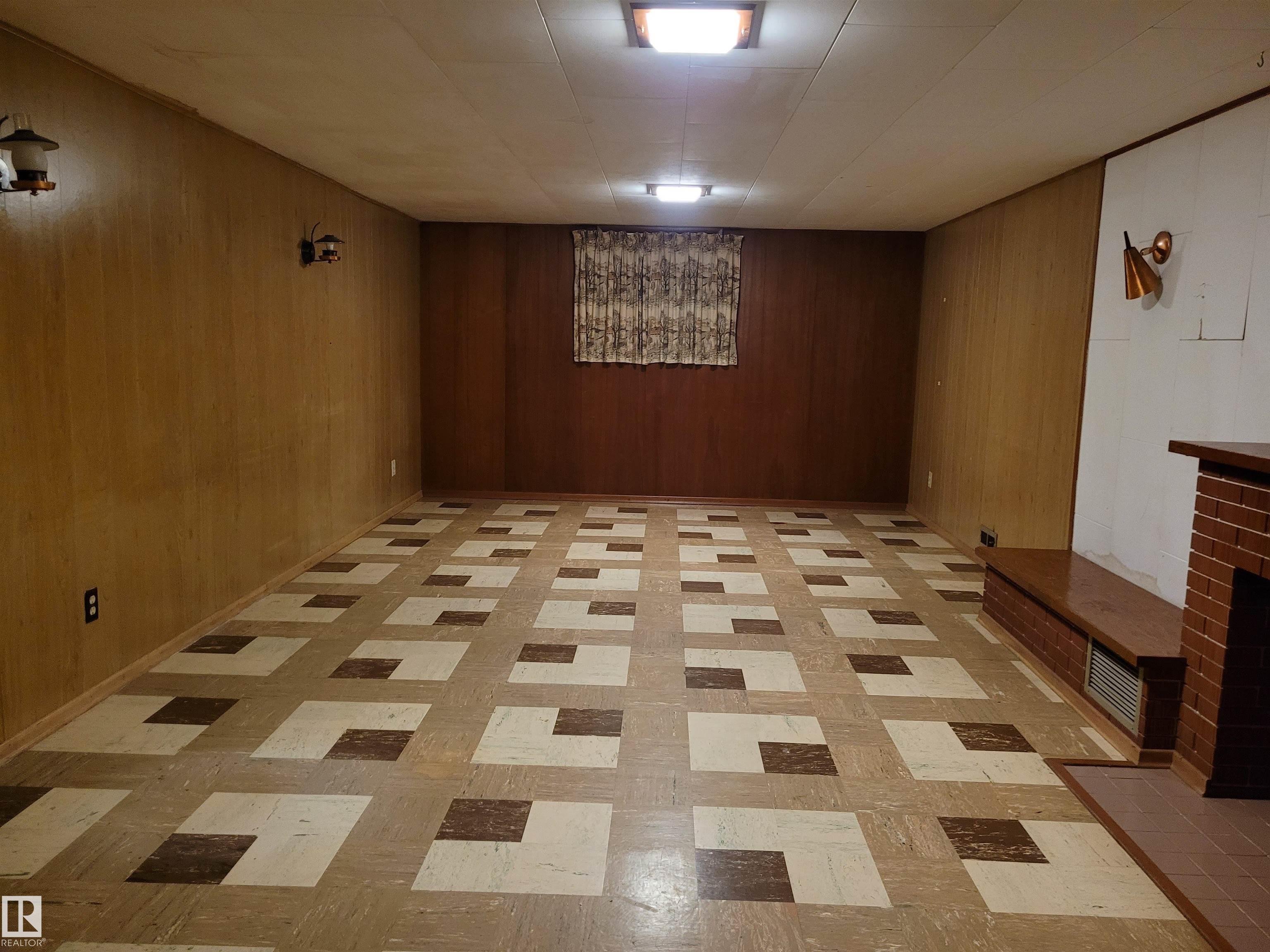 Photo 16 at 14416 110a Avenue NW, McQueen, Edmonton