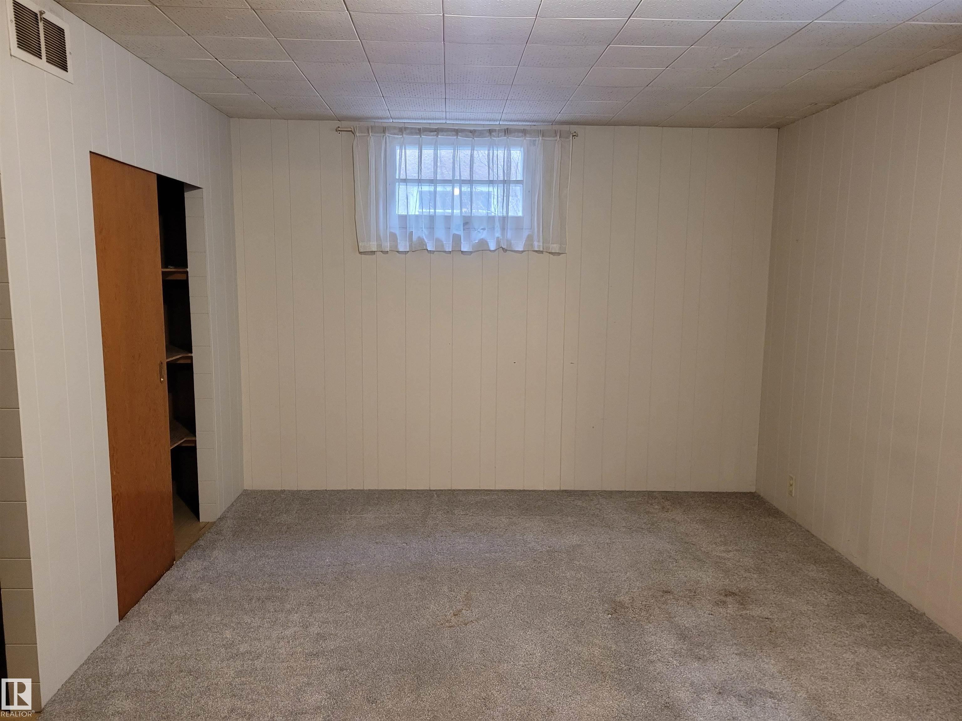 Photo 18 at 14416 110a Avenue NW, McQueen, Edmonton