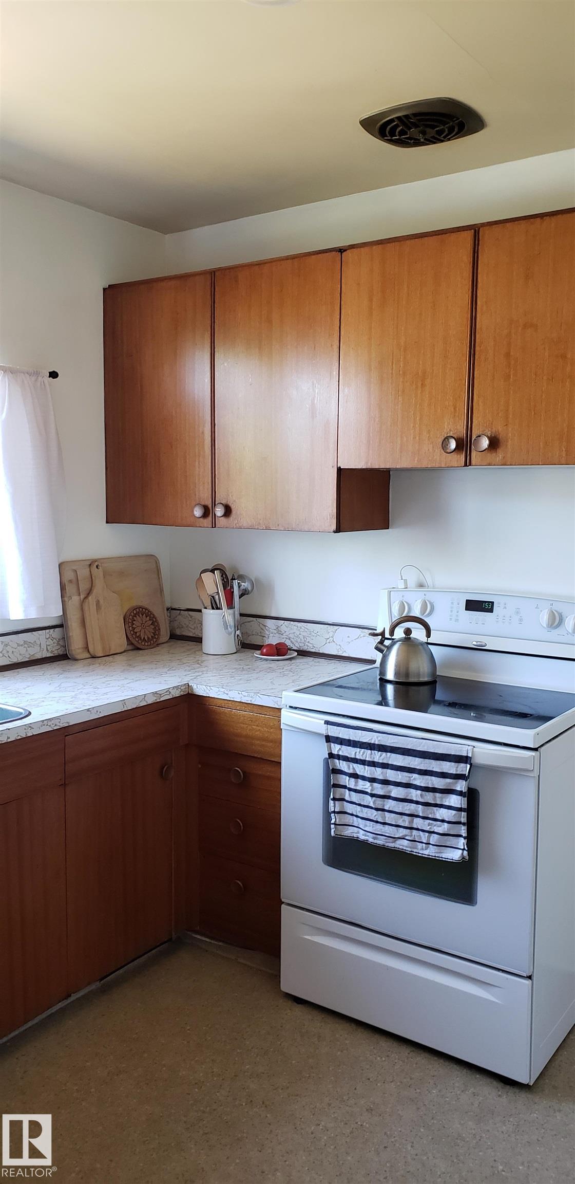 14416 110a Avenue NW, McQueen, Edmonton