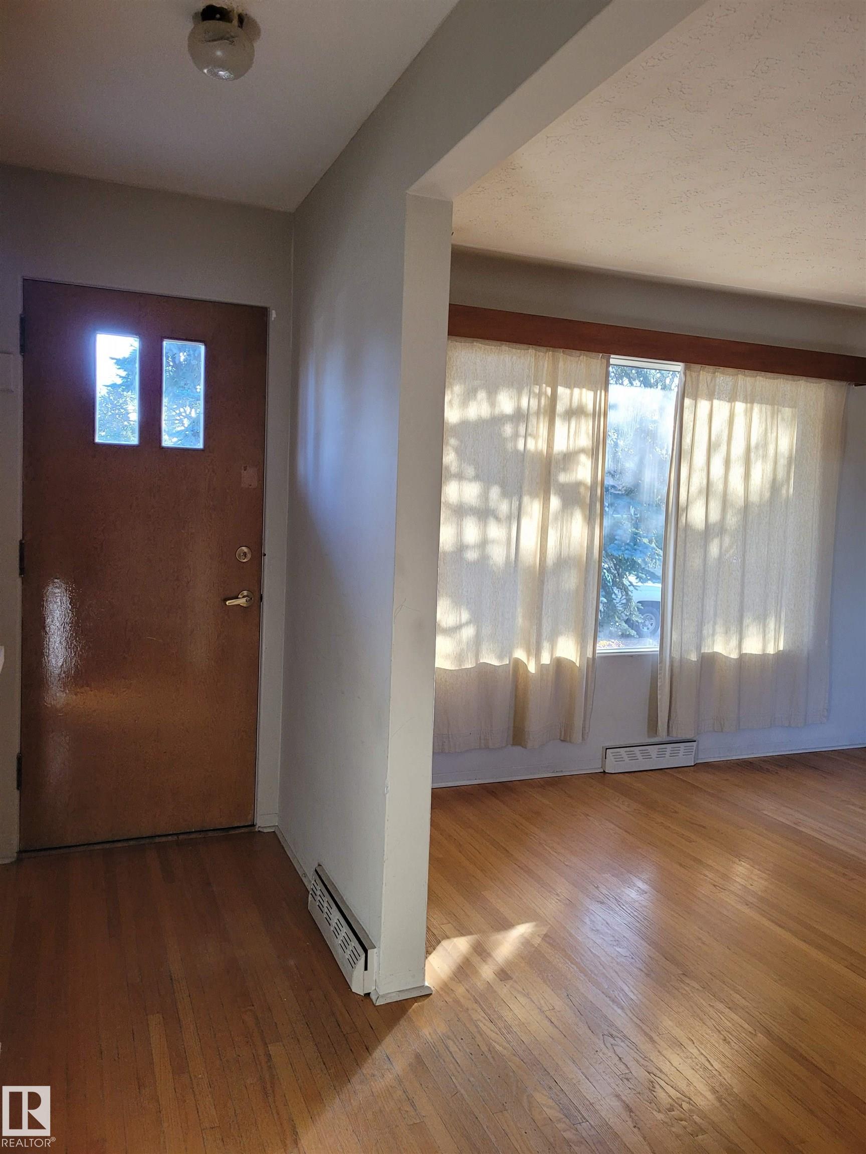 14416 110a Avenue NW, McQueen, Edmonton