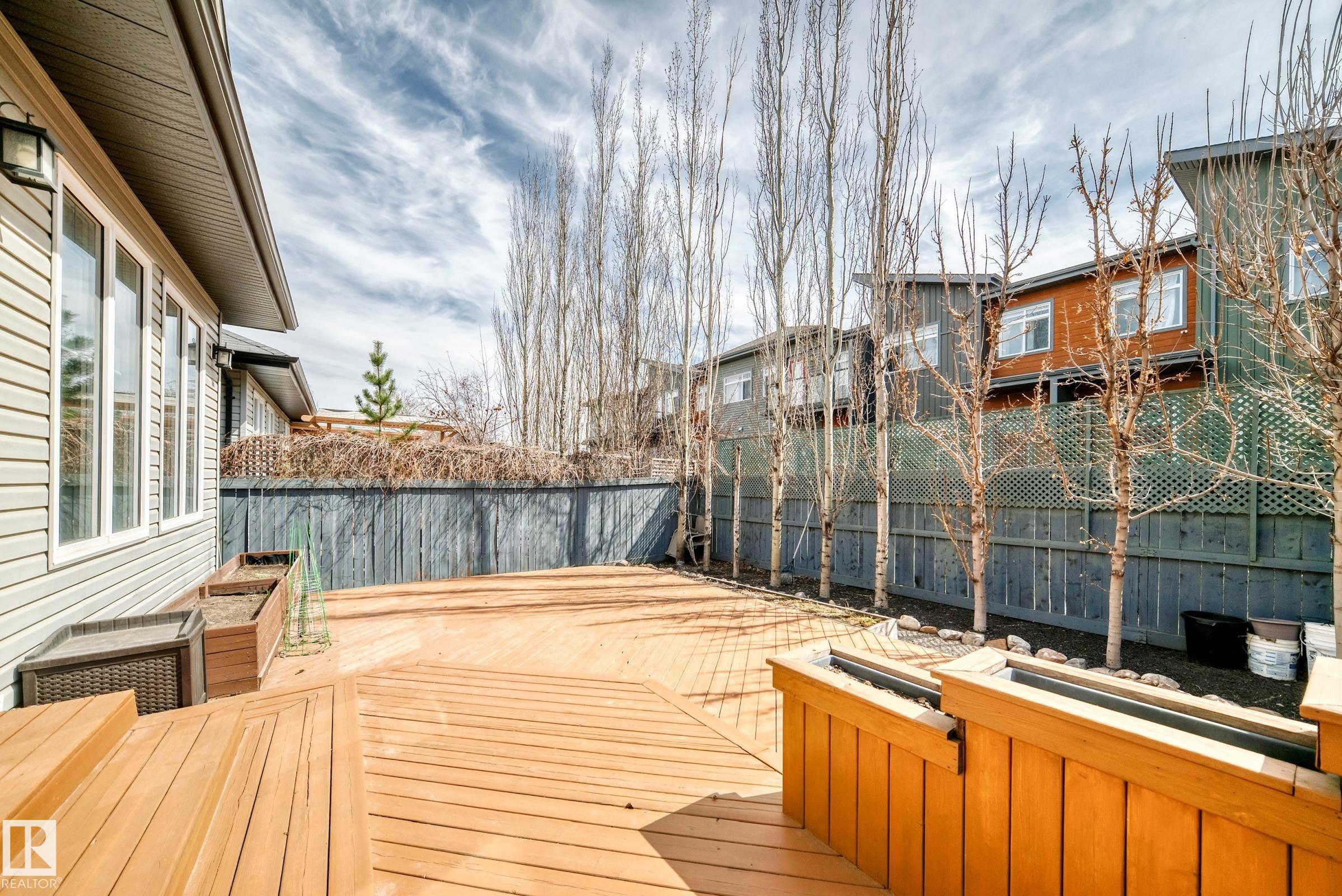 https://zimg.paragon.ice.com/ParagonImages/Property/PM/RAE/225397228/65/0/0/32c52dc051167dc4ad66a8dcb0d2dd62/1/7a303286c7b75c4d911d13b20ff480cd/225397228-d62bfab6-8f99-4575-afdf-3c686c901e11.JPG