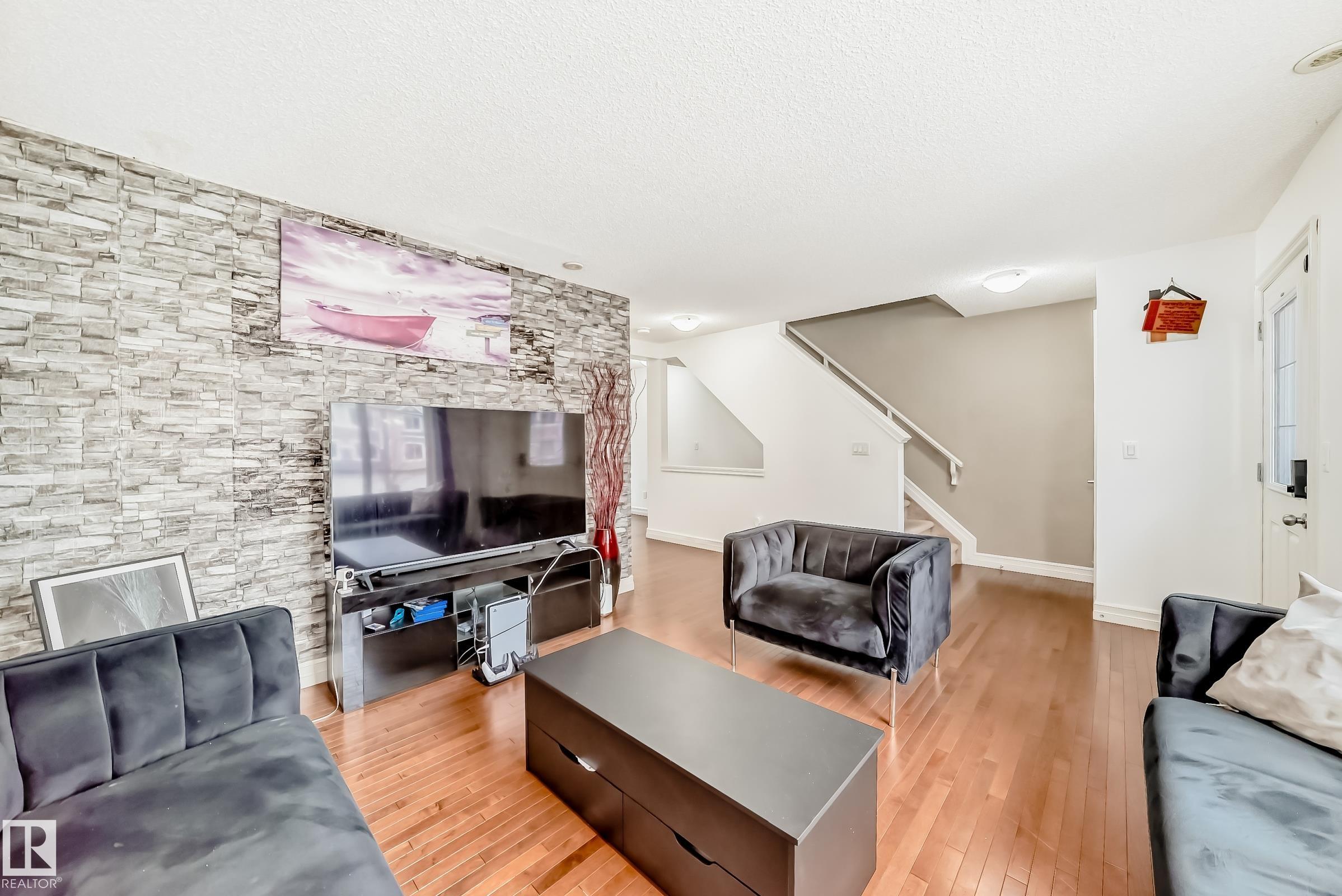 Photo 17 at 69 - 3625 144 Avenue NW, Clareview Town Centre, Edmonton