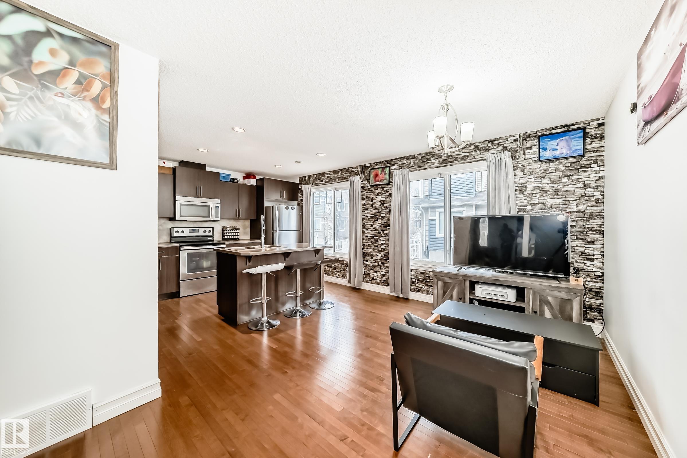 Photo 6 at 69 - 3625 144 Avenue NW, Clareview Town Centre, Edmonton