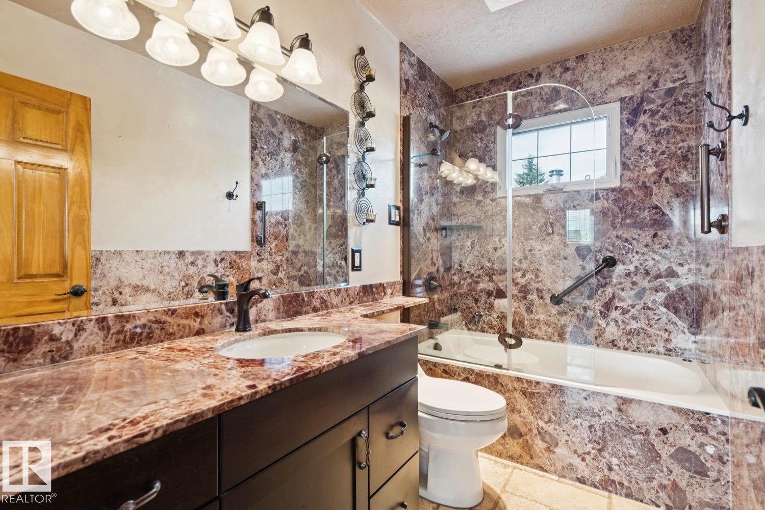 Photo 13 at 9124 167 Street NW, West Meadowlark Park, Edmonton