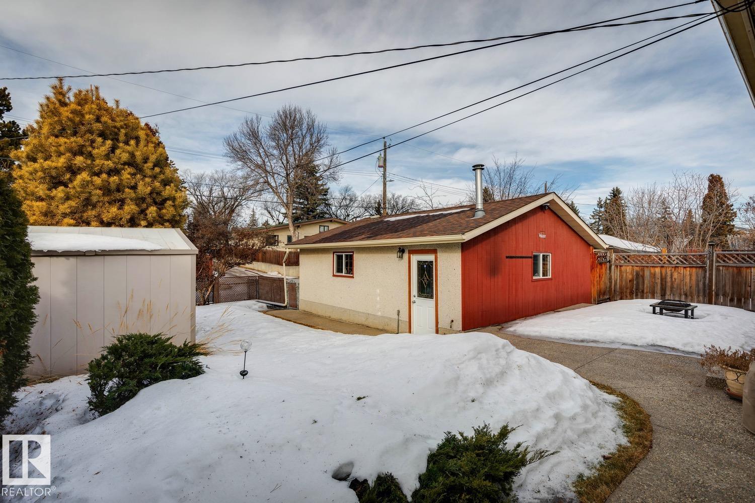 Photo 19 at 9124 167 Street NW, West Meadowlark Park, Edmonton