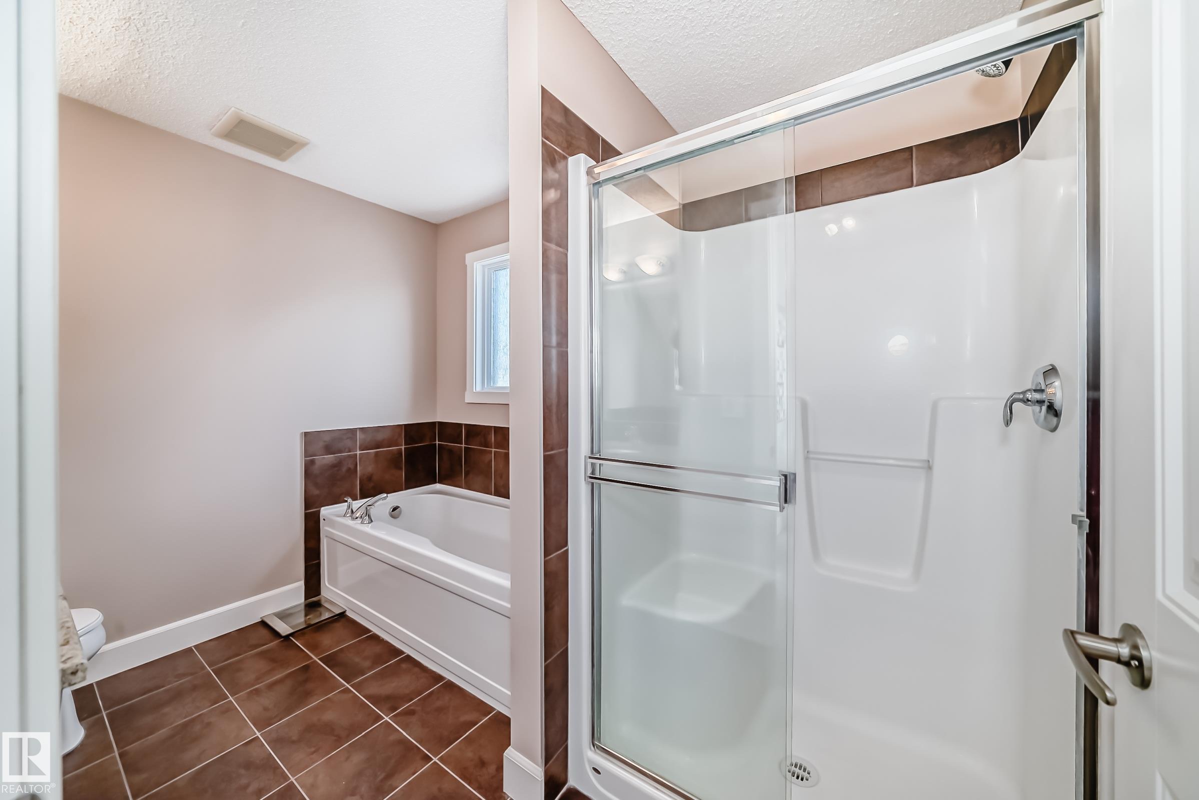 Photo 18 at 16520 136 Street NW, Carlton, Edmonton