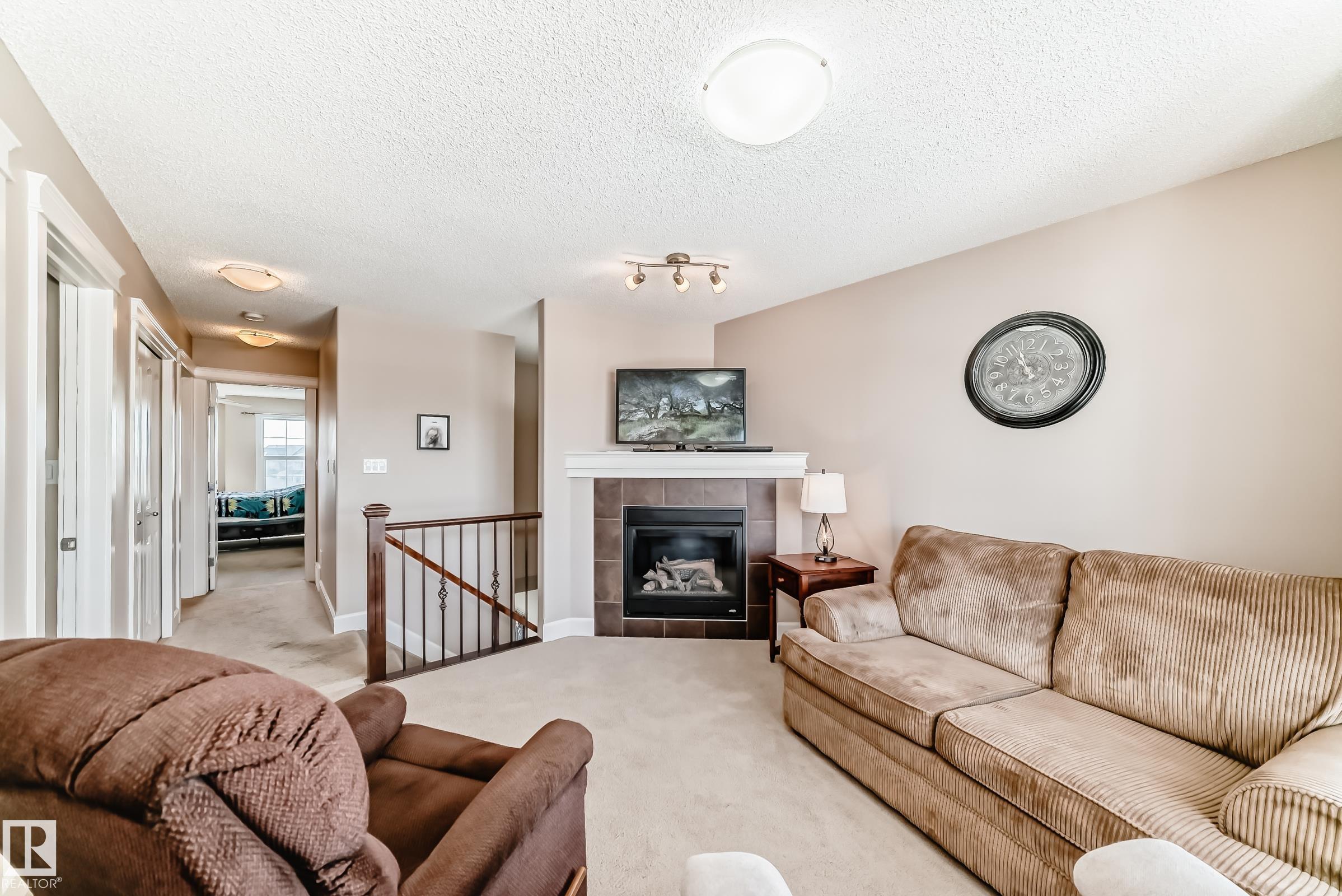 Photo 8 at 16520 136 Street NW, Carlton, Edmonton