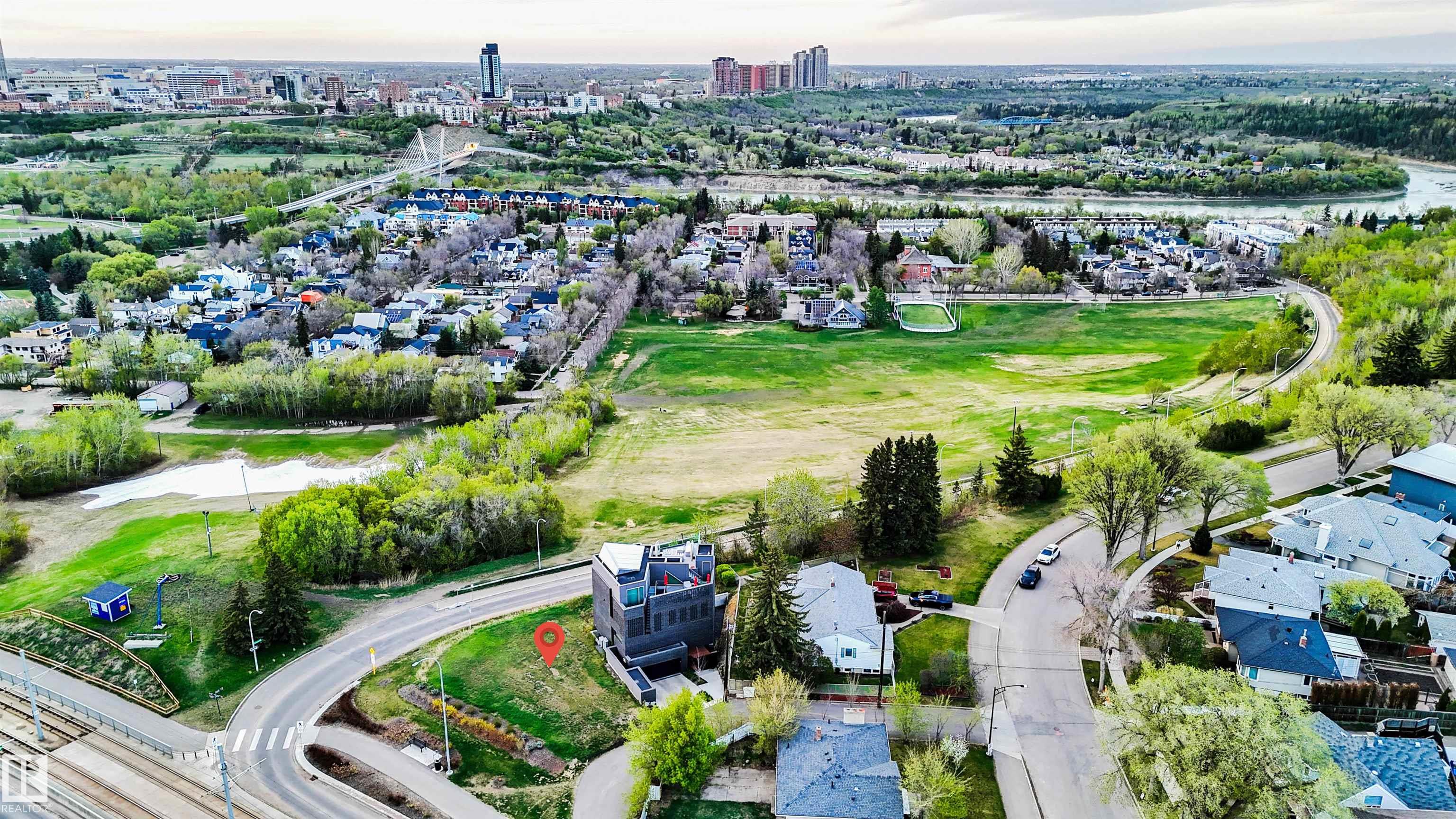 9260A Strathearn Drive NW, Strathearn, Edmonton